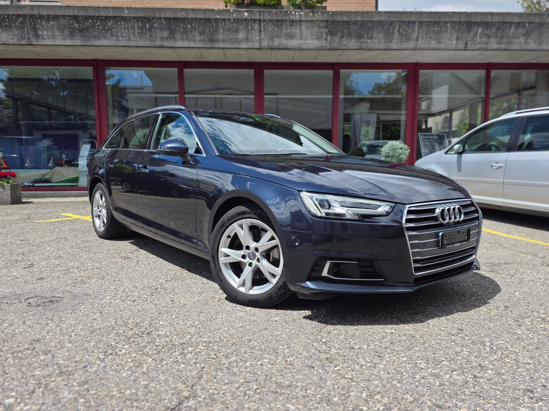 AUDI 2.0 TFSI 190 ultra S-Tronic-image-1