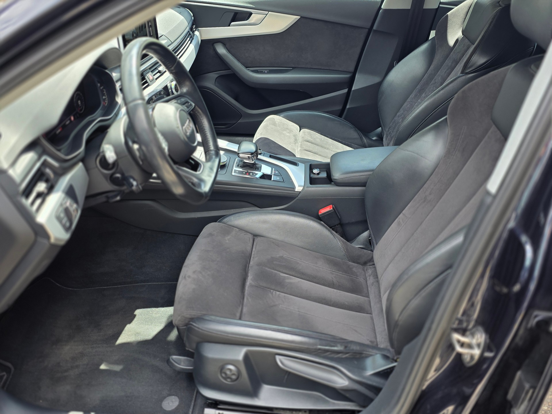 AUDI 2.0 TFSI 190 ultra S-Tronic-image-6