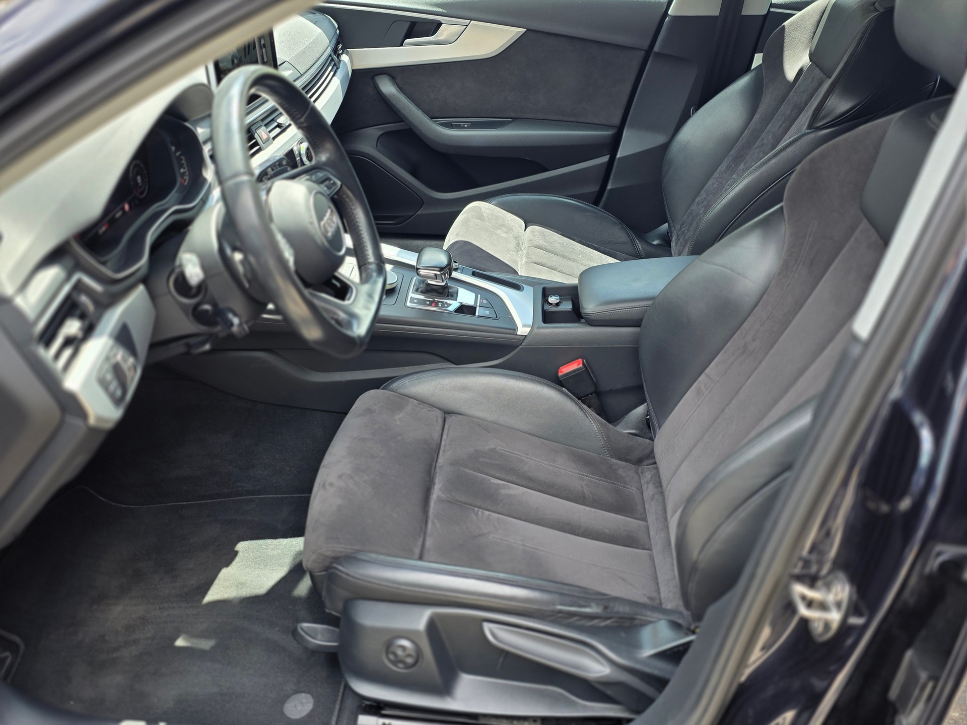 AUDI 2.0 TFSI 190 ultra S-Tronic-image-6