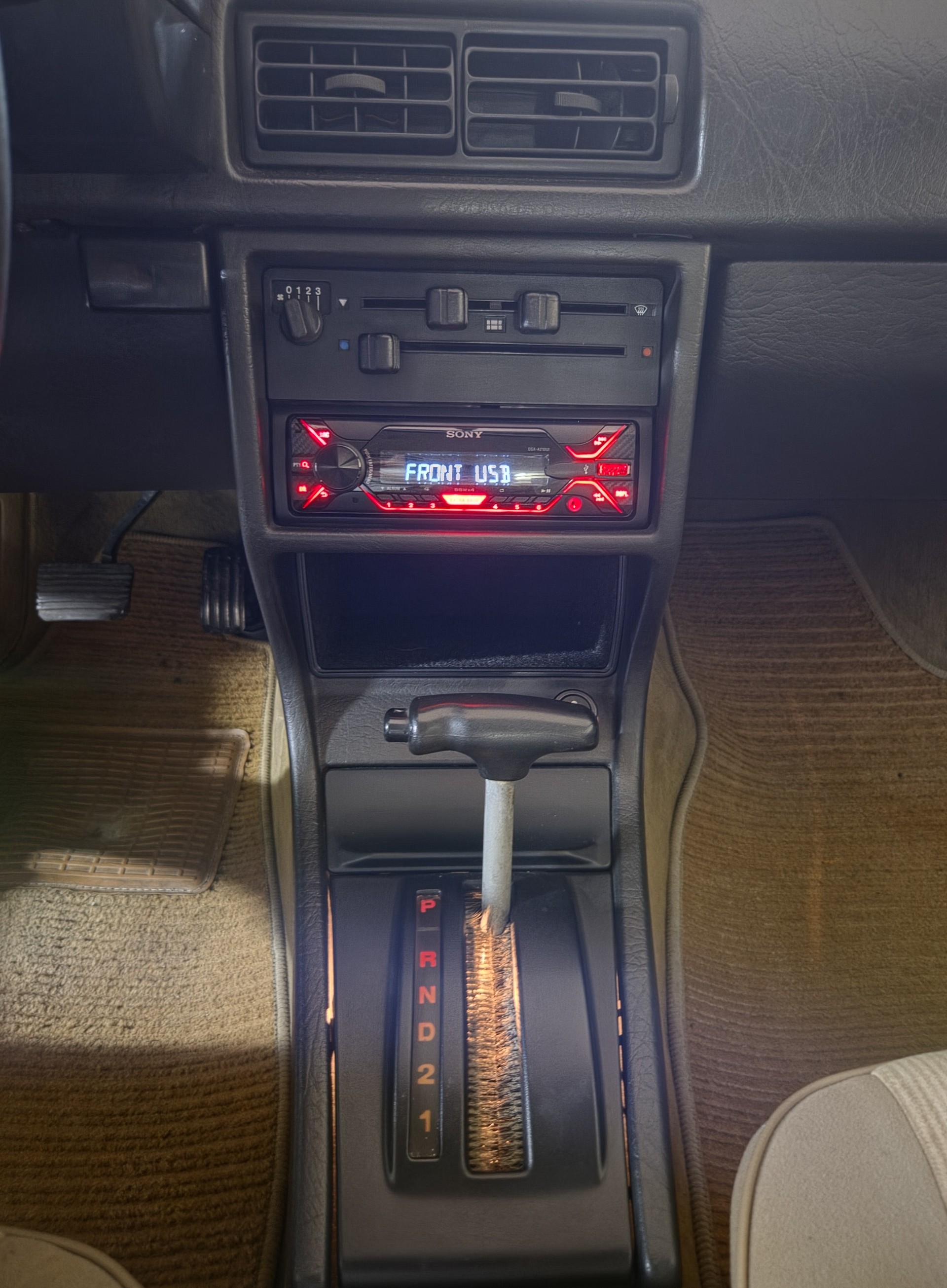 AUDI 80 1.8 CD - AUTOMATIK-image-17