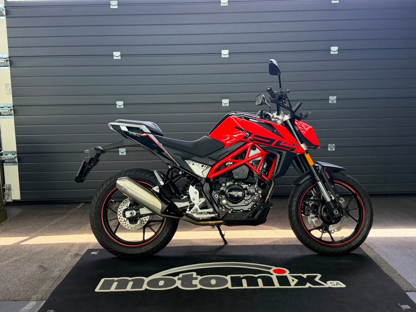 SWM 125 HOKU-image-2