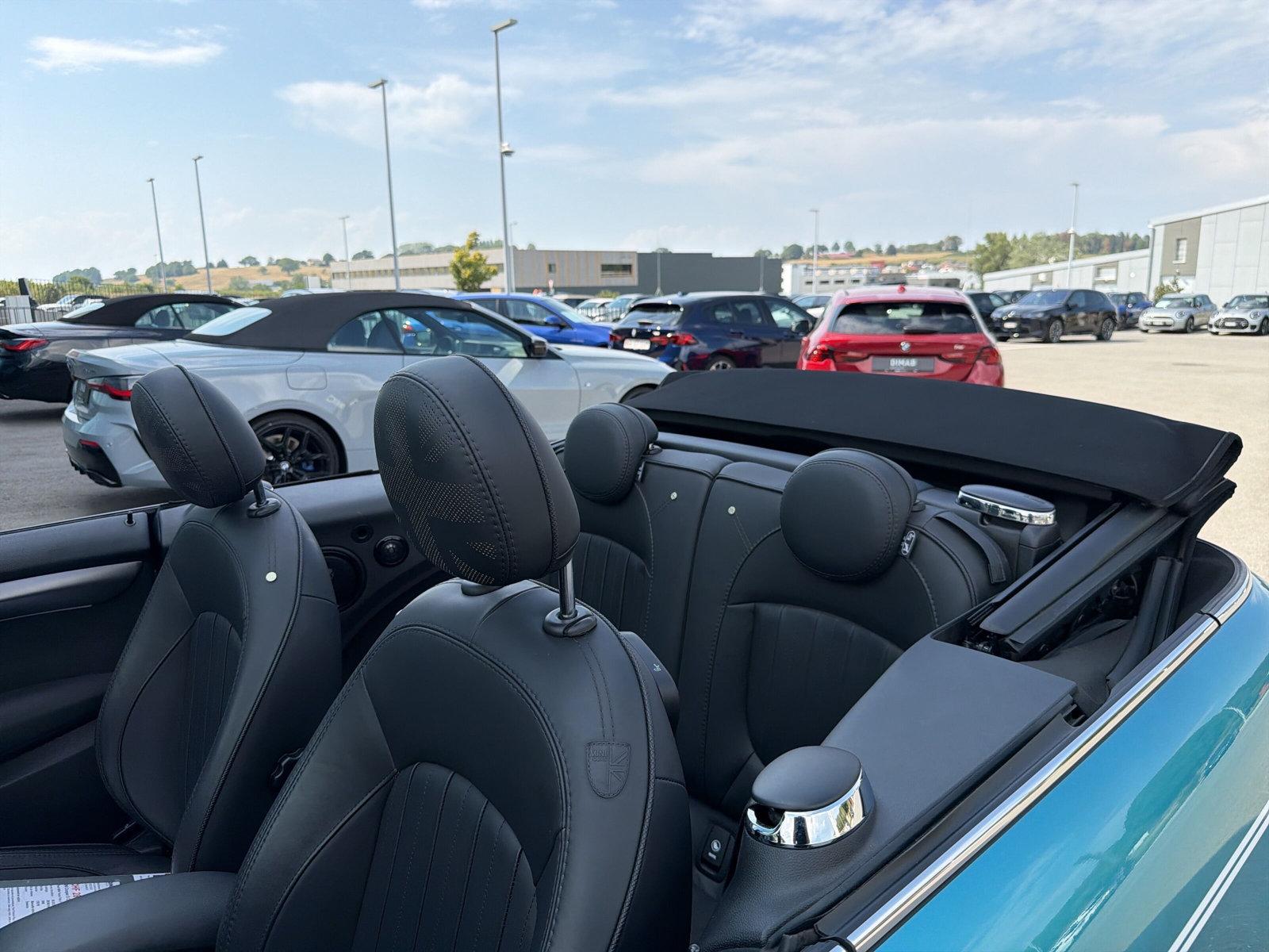 MINI Cooper S Cabrio F57 2.0i (CH)-image-55