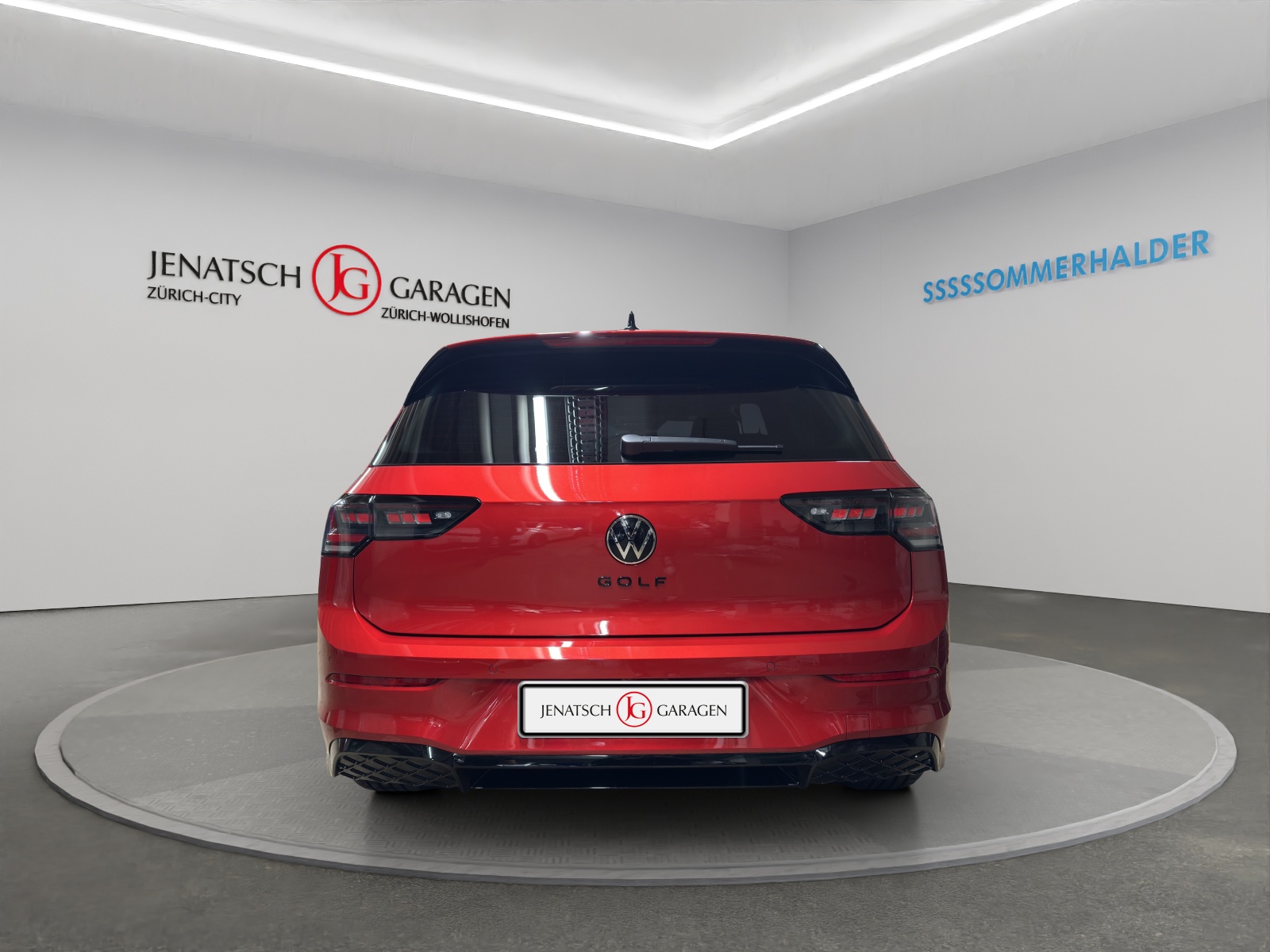 VW Golf VIII 1.5 eTSI R-Line DSG-image-3