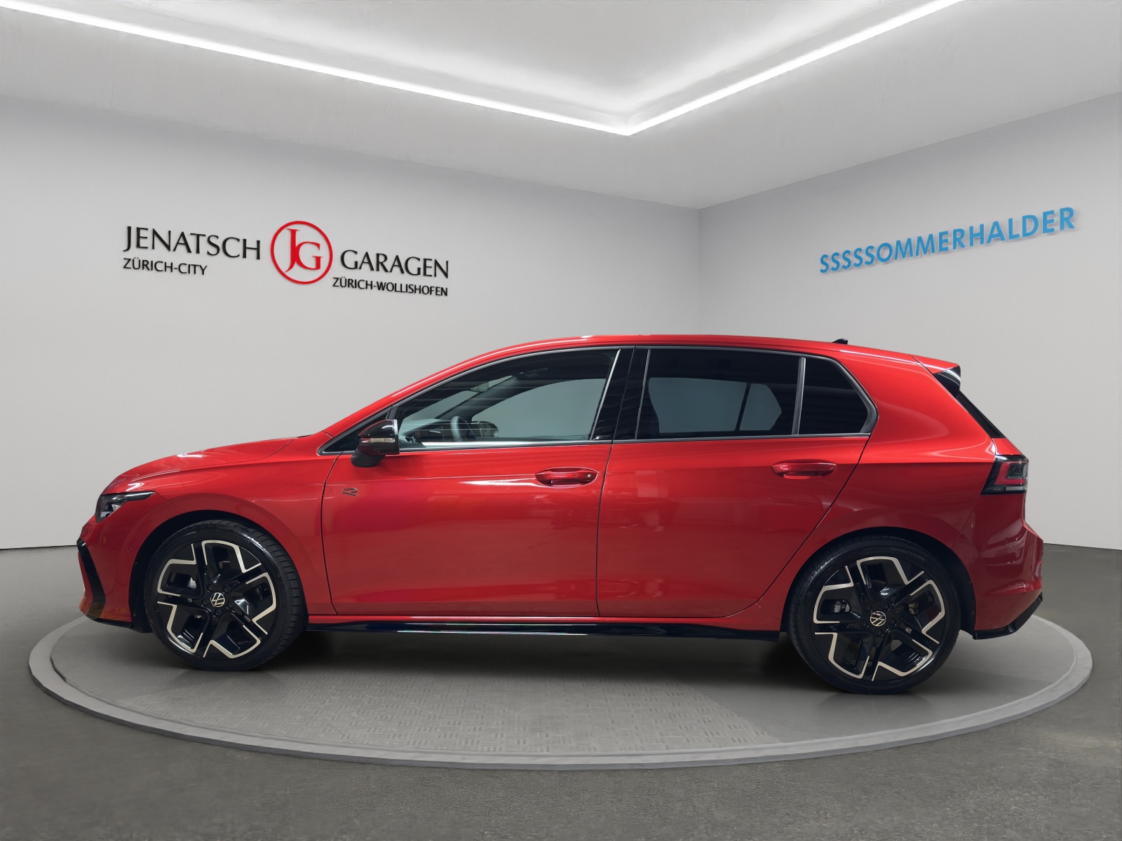 VW Golf VIII 1.5 eTSI R-Line DSG-image-1