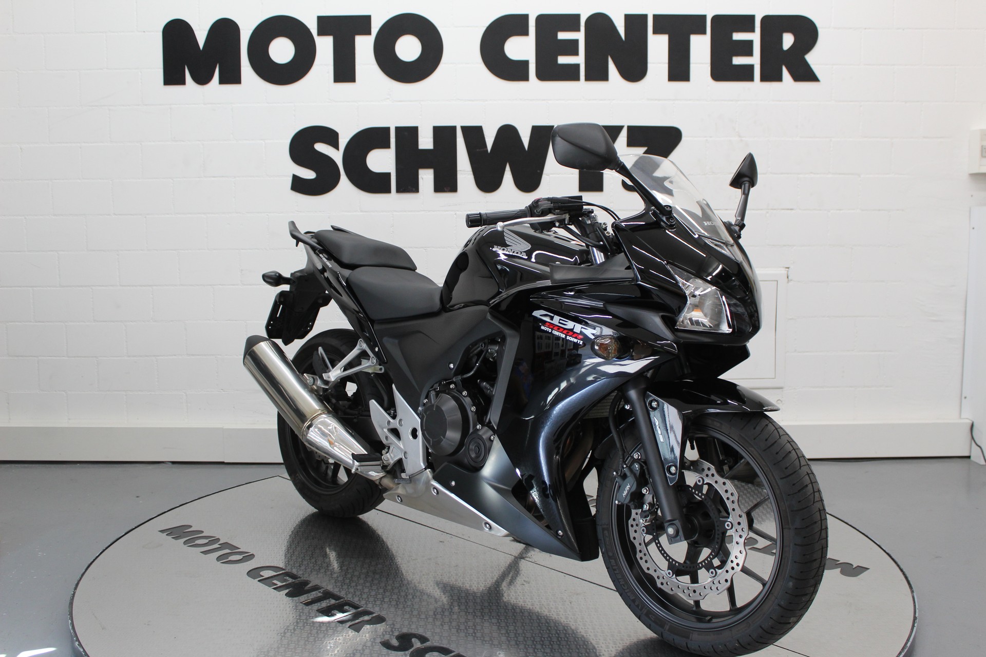 HONDA CBR 500 RA ABS-image-1