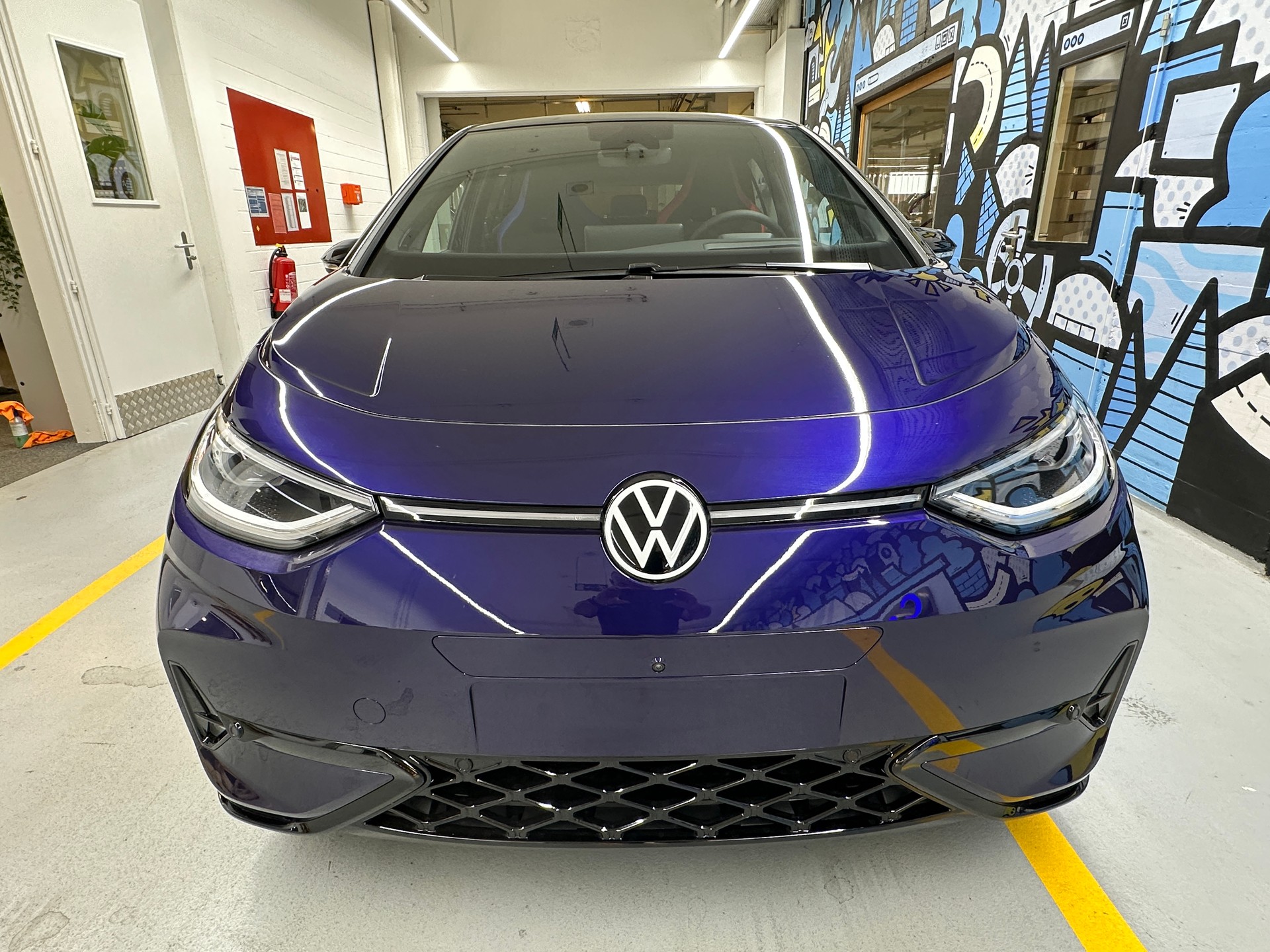 VW ID.3 GTX Performance 79 kWh GTX Fire+Ice-showroom-element-1