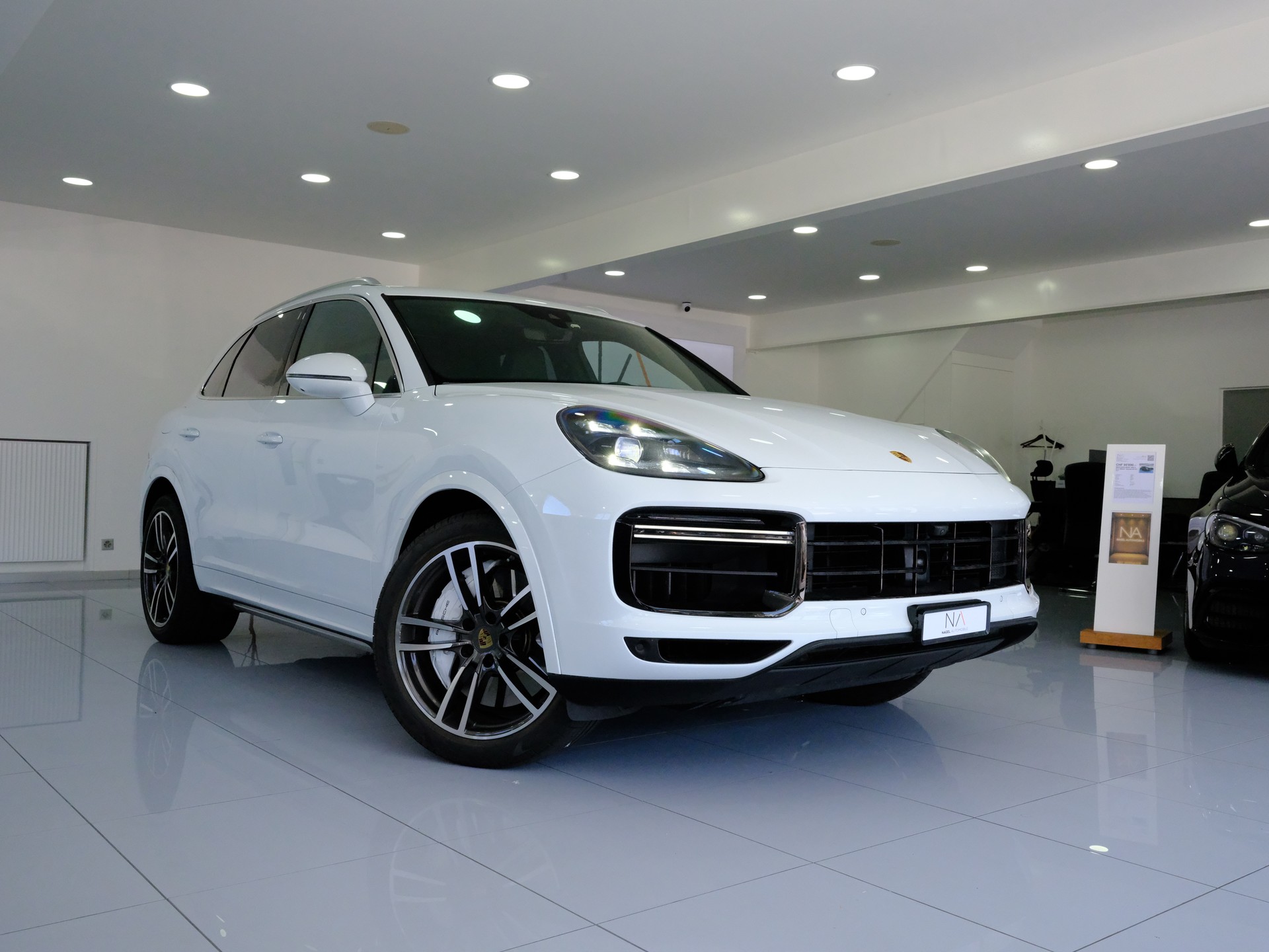 PORSCHE Cayenne Turbo