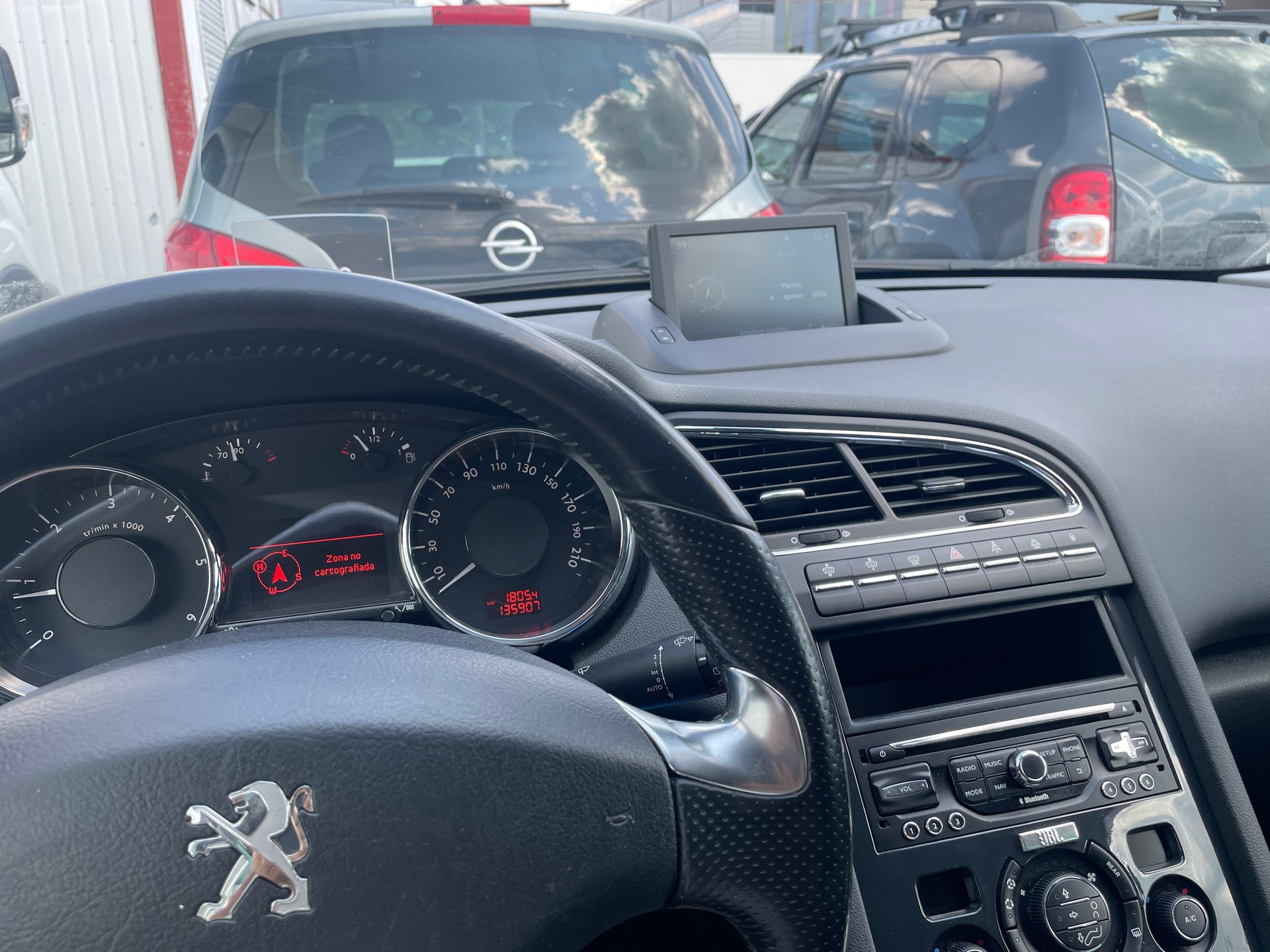 PEUGEOT 5008-image-15