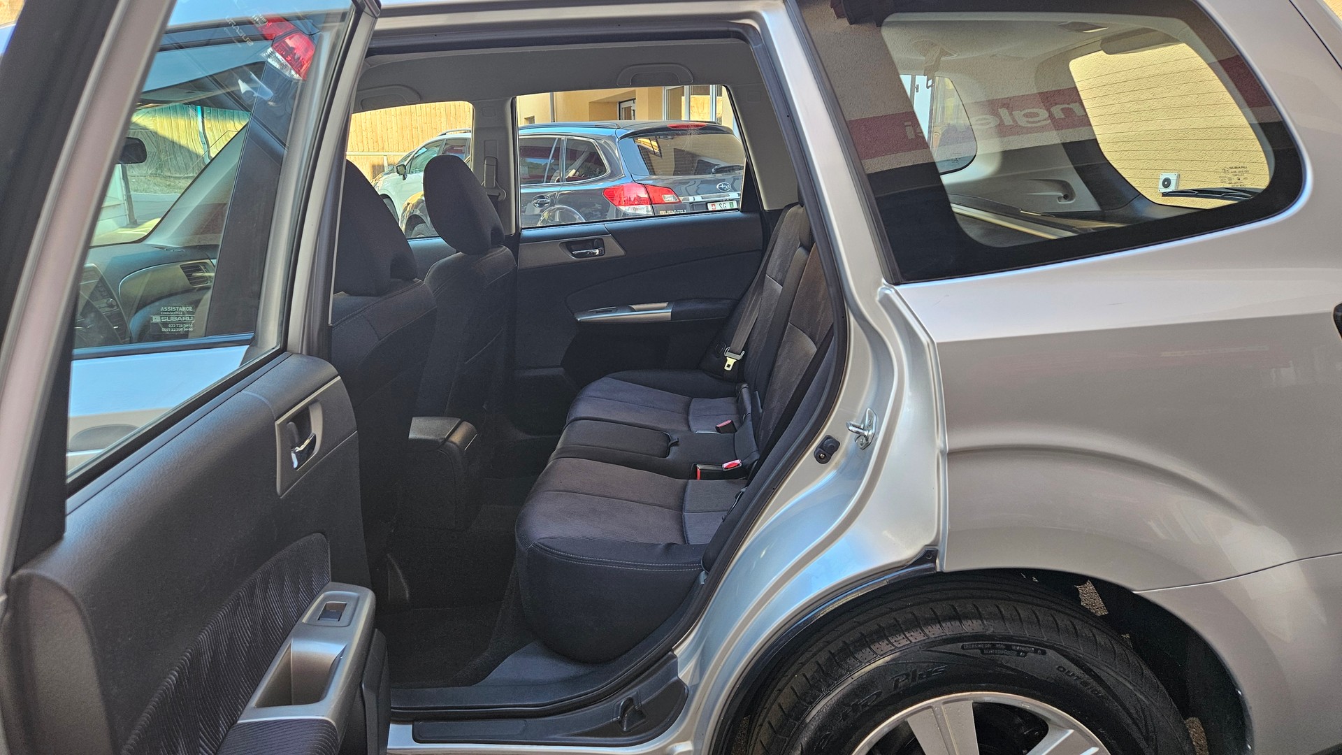 SUBARU Forester 2.0X Swiss-image-14