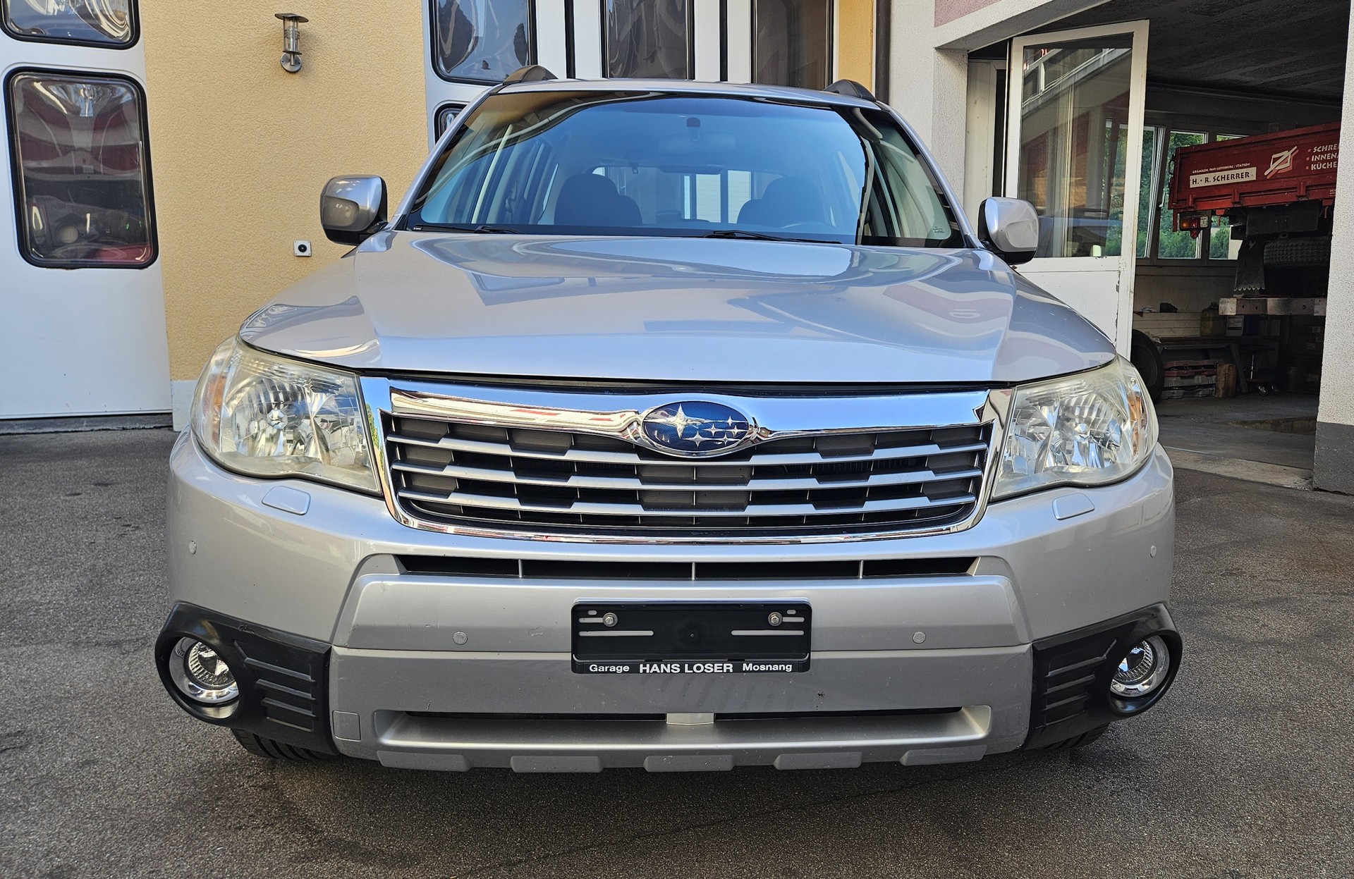 SUBARU Forester 2.0X Swiss-showroom-element-1
