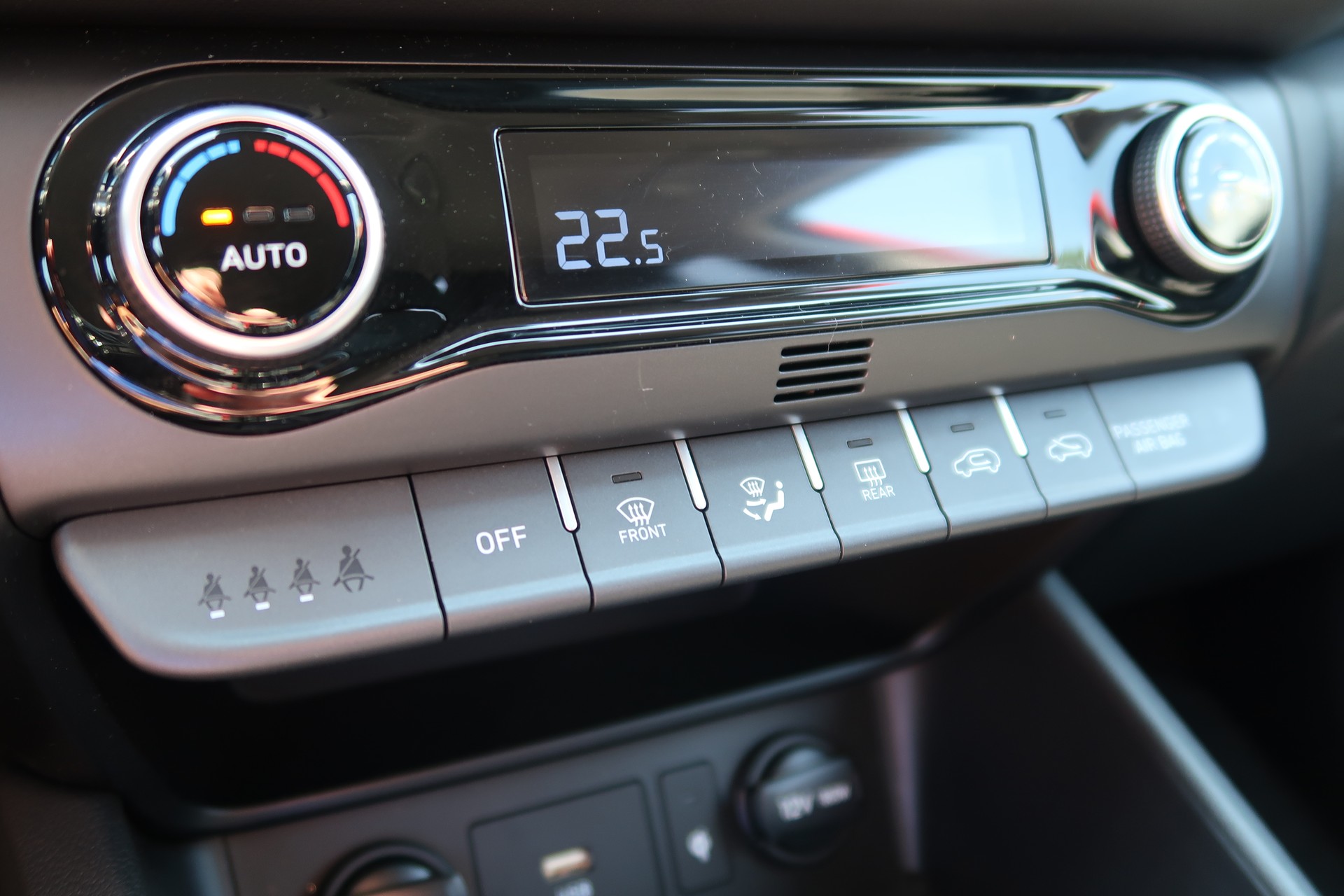 HYUNDAI Kona 1.6 T-GDi Amplia 4WD DCT-image-19