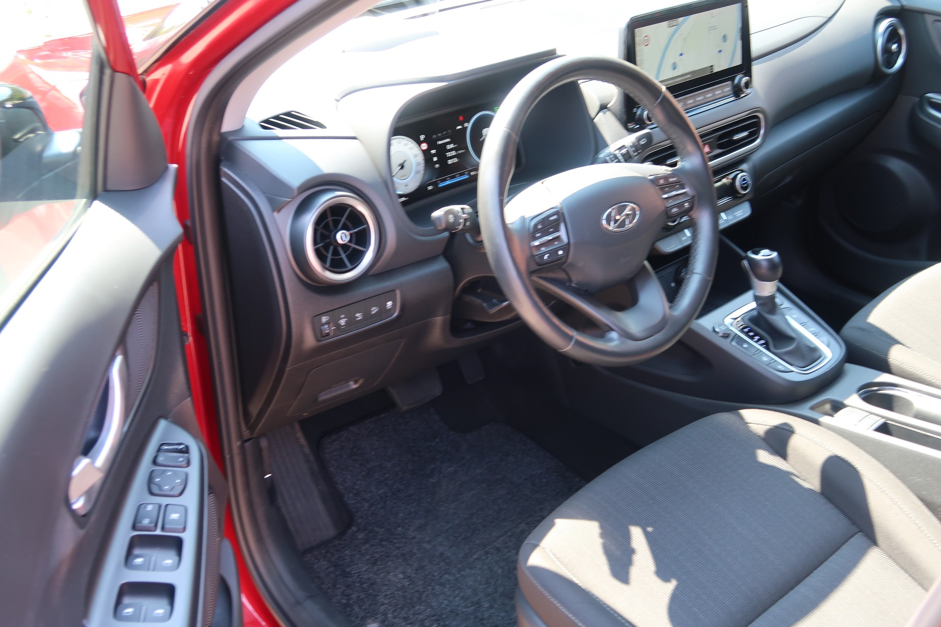 HYUNDAI Kona 1.6 T-GDi Amplia 4WD DCT-image-7