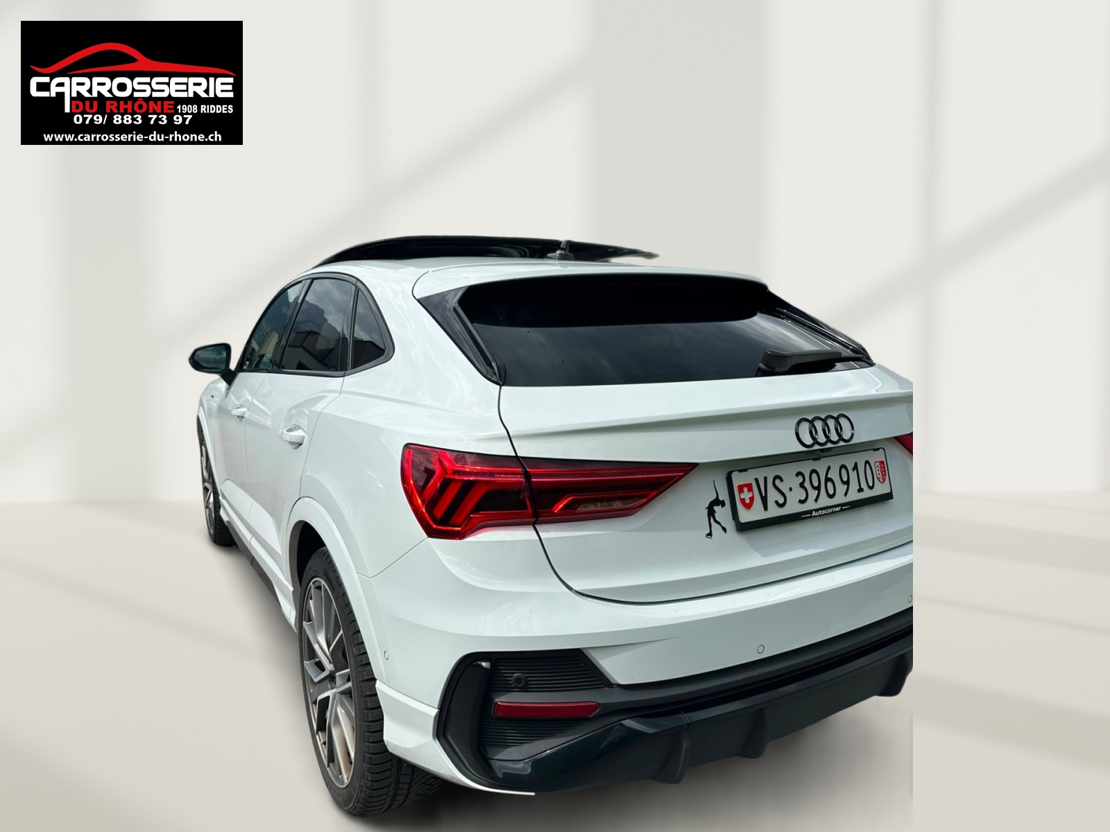 AUDI Q3 Sportback 45 TFSI S line quattro S-tronic-showroom-element-2
