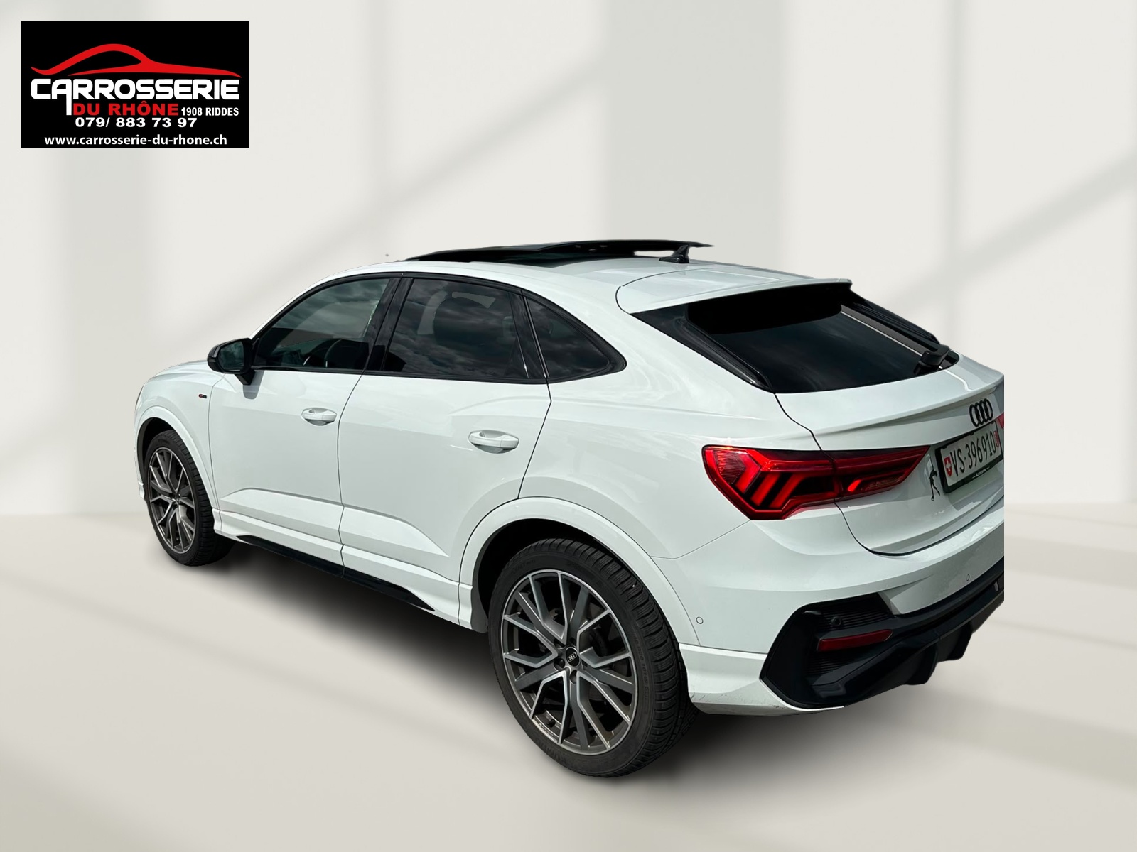 AUDI Q3 Sportback 45 TFSI S line quattro S-tronic-showroom-element-1