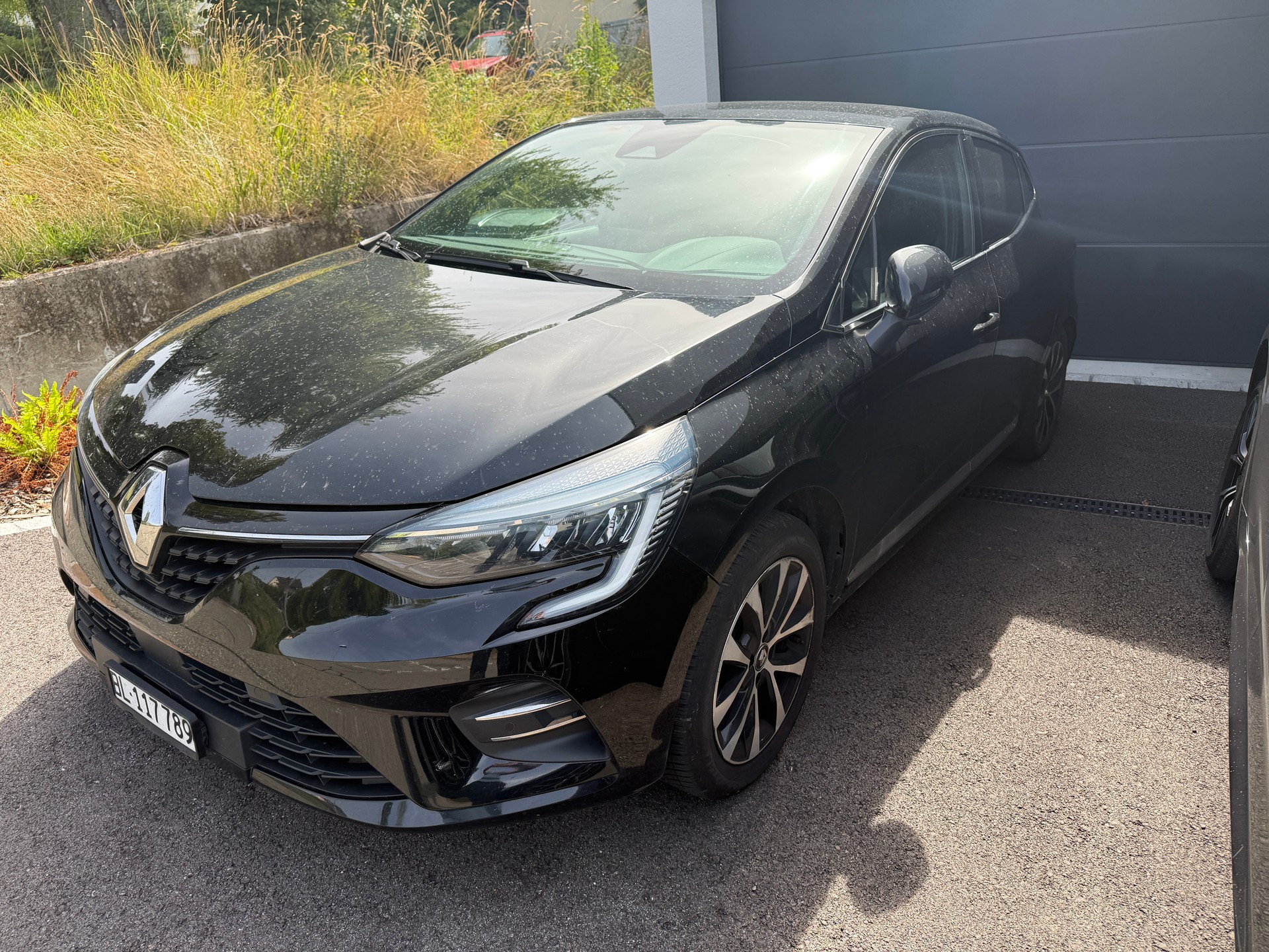 RENAULT Clio 1.6 E-Tech Intens
