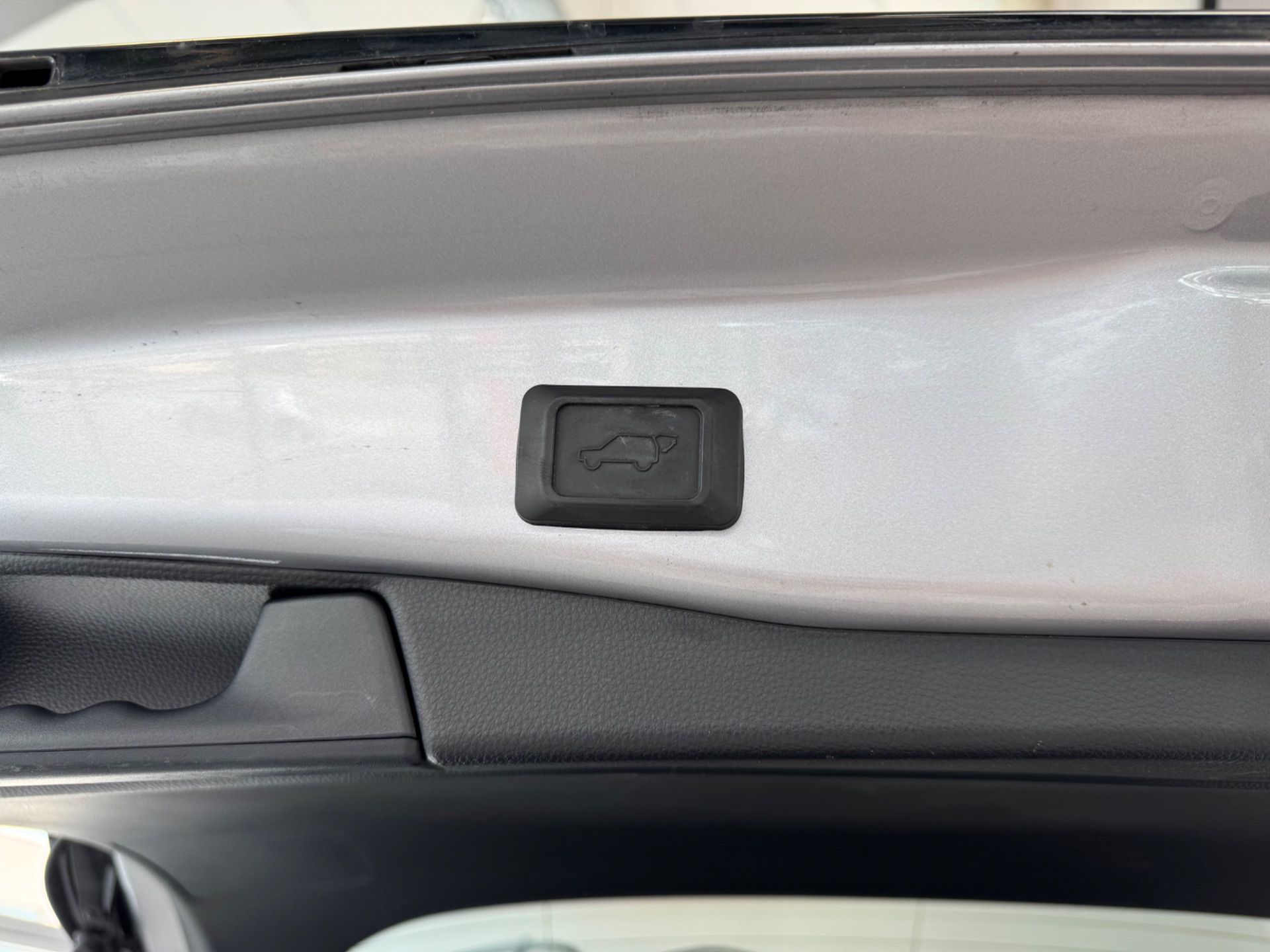 TOYOTA RAV 4 RAV-4 2.5 PHEV Platinum-image-27