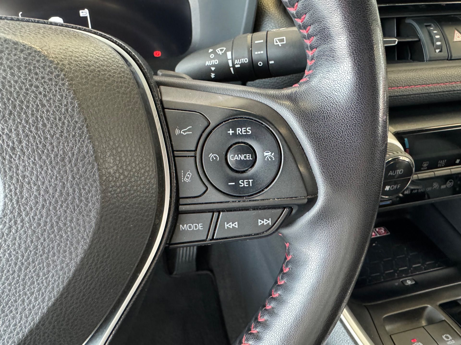 TOYOTA RAV 4 RAV-4 2.5 PHEV Platinum-image-16