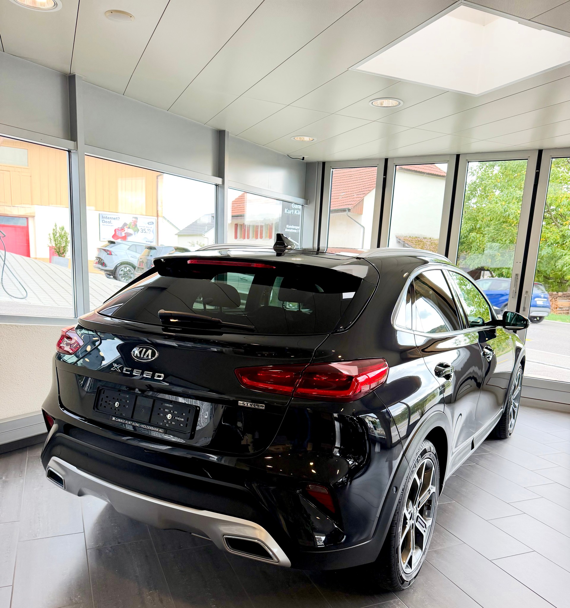 KIA XCeed 1.6 T-GDi Style DCT-image-3