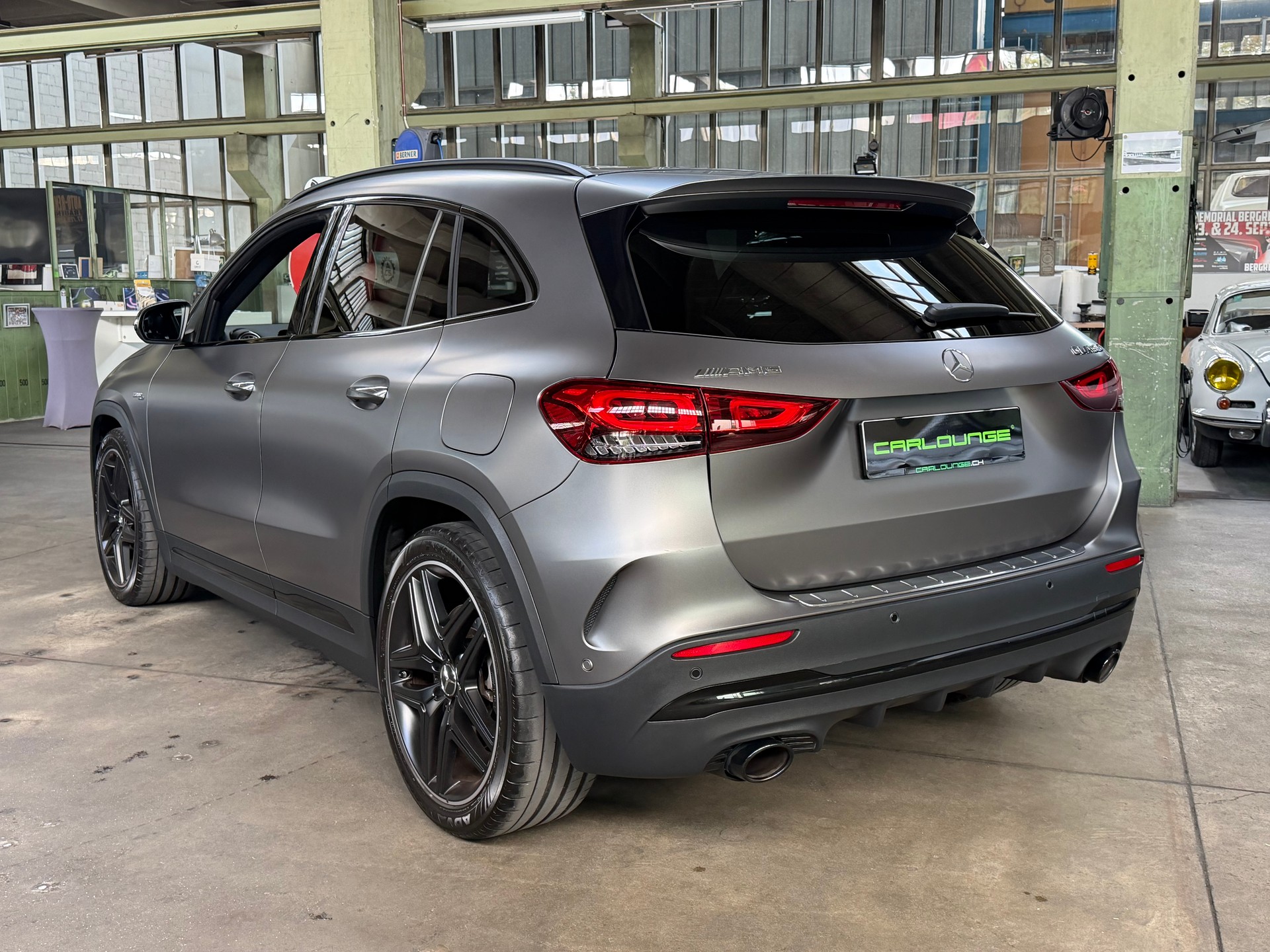 MERCEDES-BENZ GLA 35 AMG 4Matic 8G-Speedshift DCT-showroom-element-1