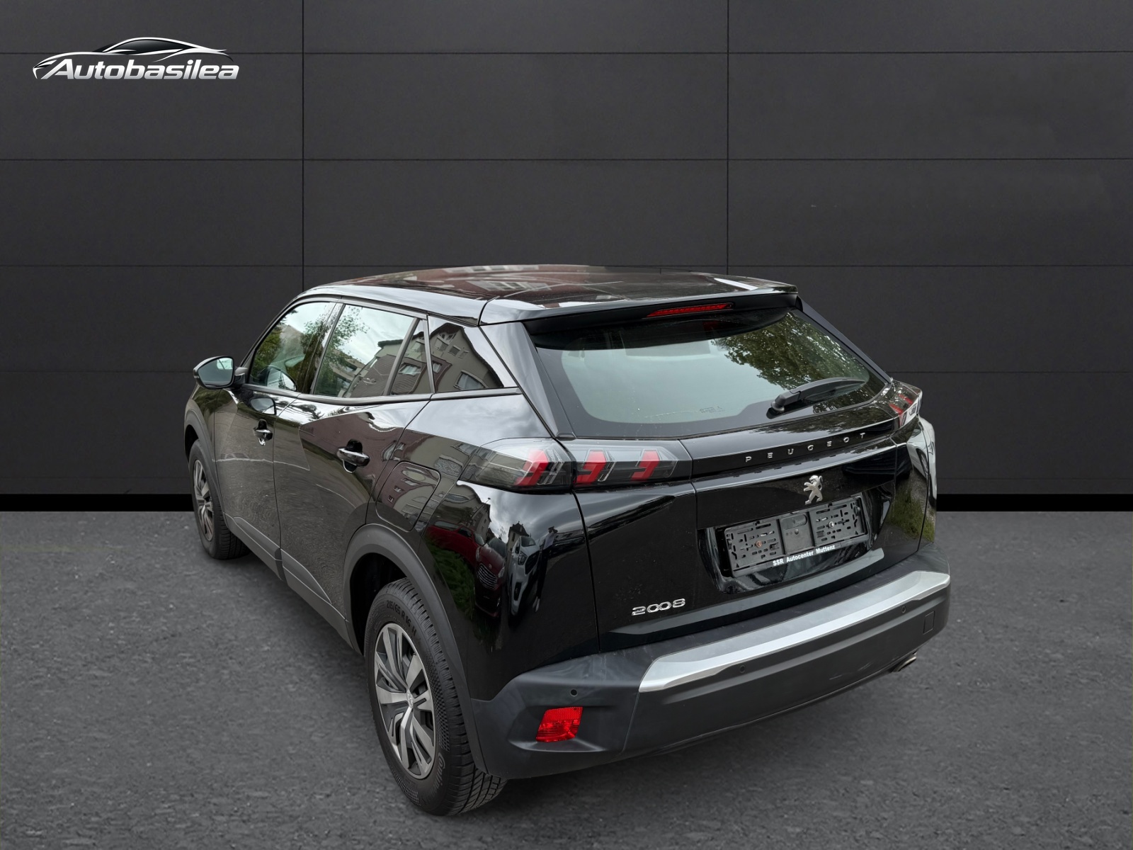 PEUGEOT 2008 1.5 BlueHDi Allure EAT8-showroom-element-2