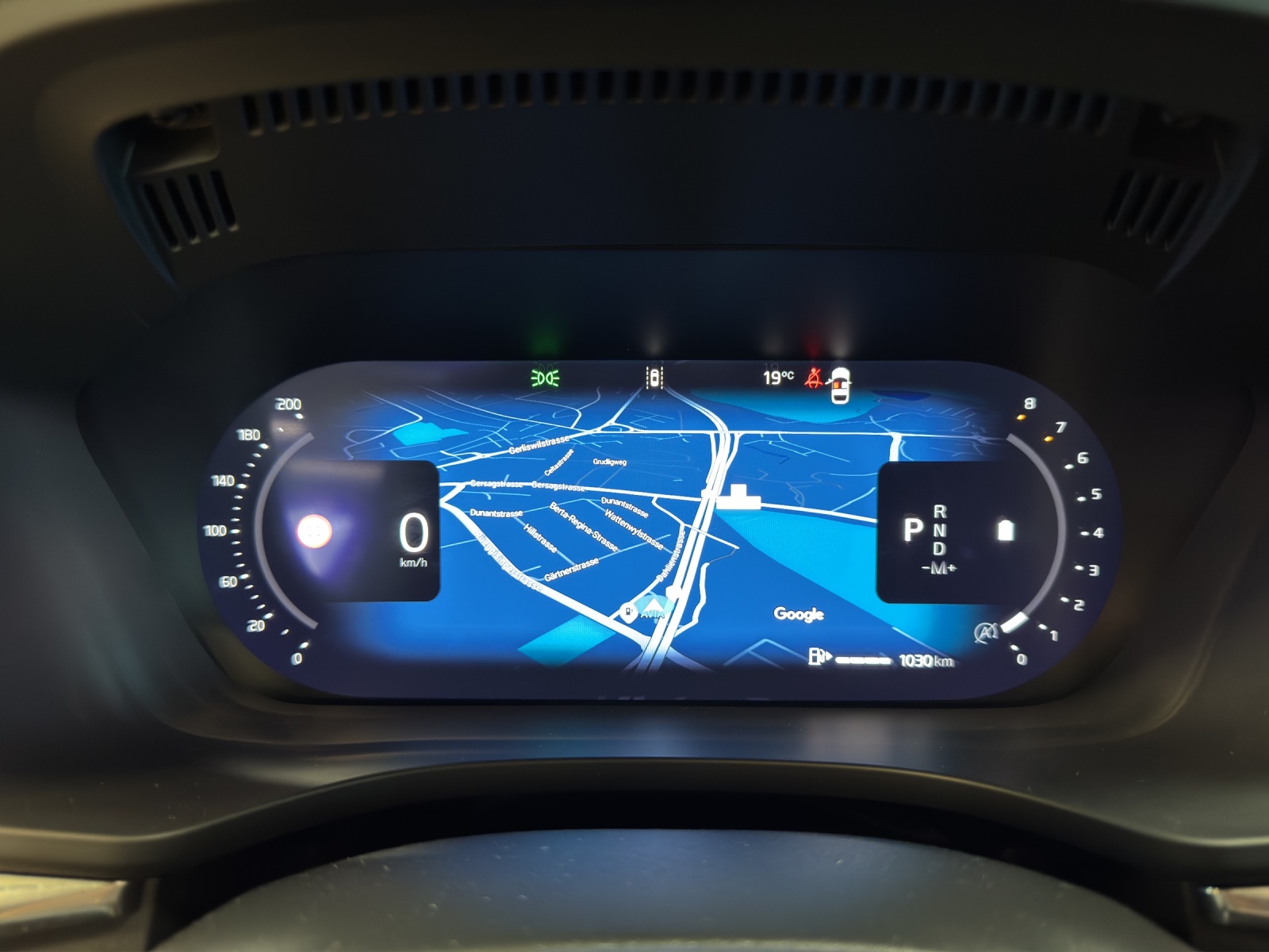 VOLVO XC60 2.0 B5 MH Plus Dark AWD-image-9