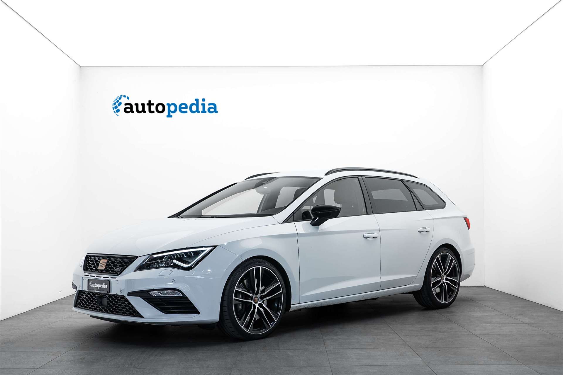 SEAT SEAT Leon ST 2.0 TSI Swiss Cupra 300 4 Drive DSG