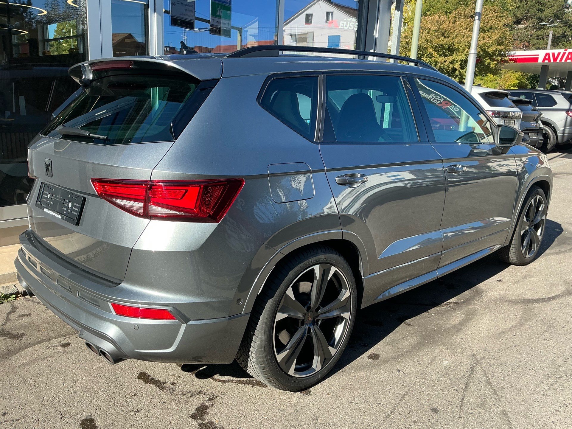CUPRA Ateca 2.0 TSI 4Drive *** ANHÄNGERKUPPLUNG & PANORAMADACH ***-showroom-element-3