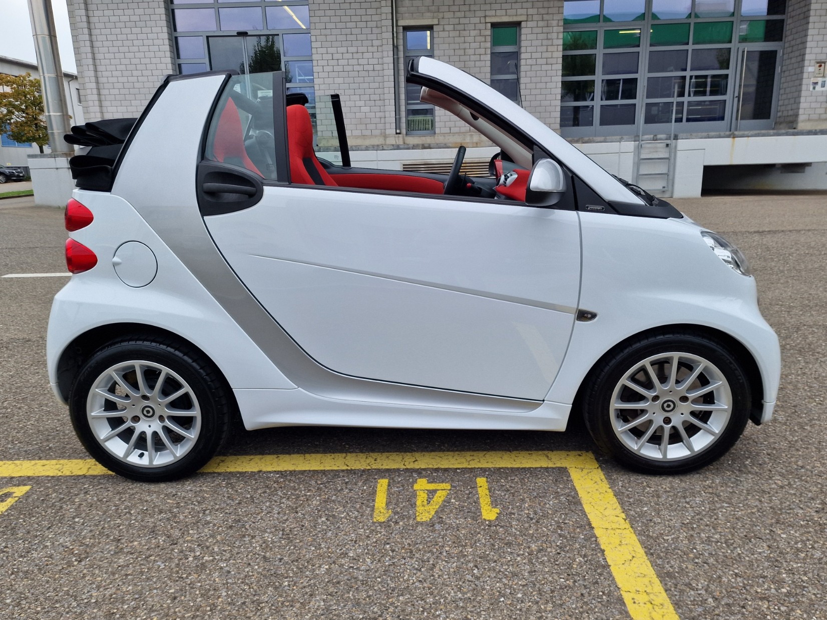 SMART fortwo pure mhd softip-image-7