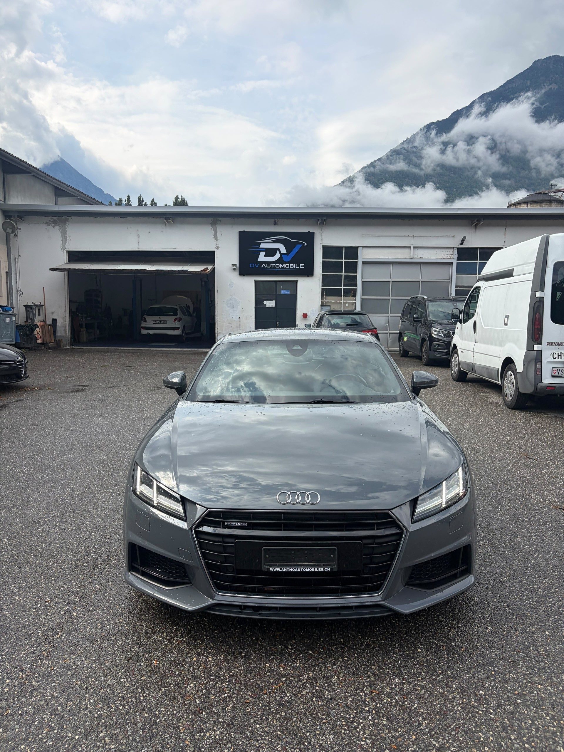 AUDI TT Coupé 2.0 TFSI quattro S-tronic-showroom-element-1
