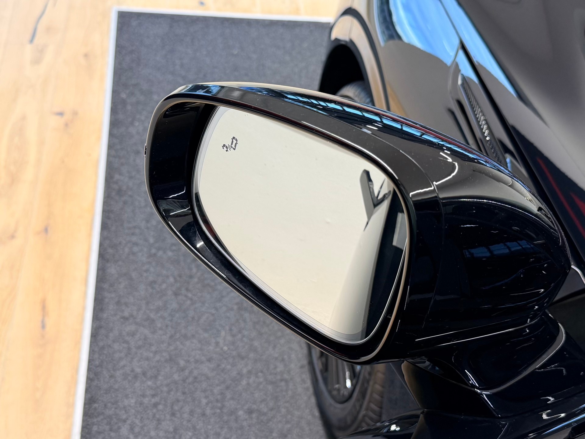 XPENG G9 93kWh Performance Black Edition AWD-image-15