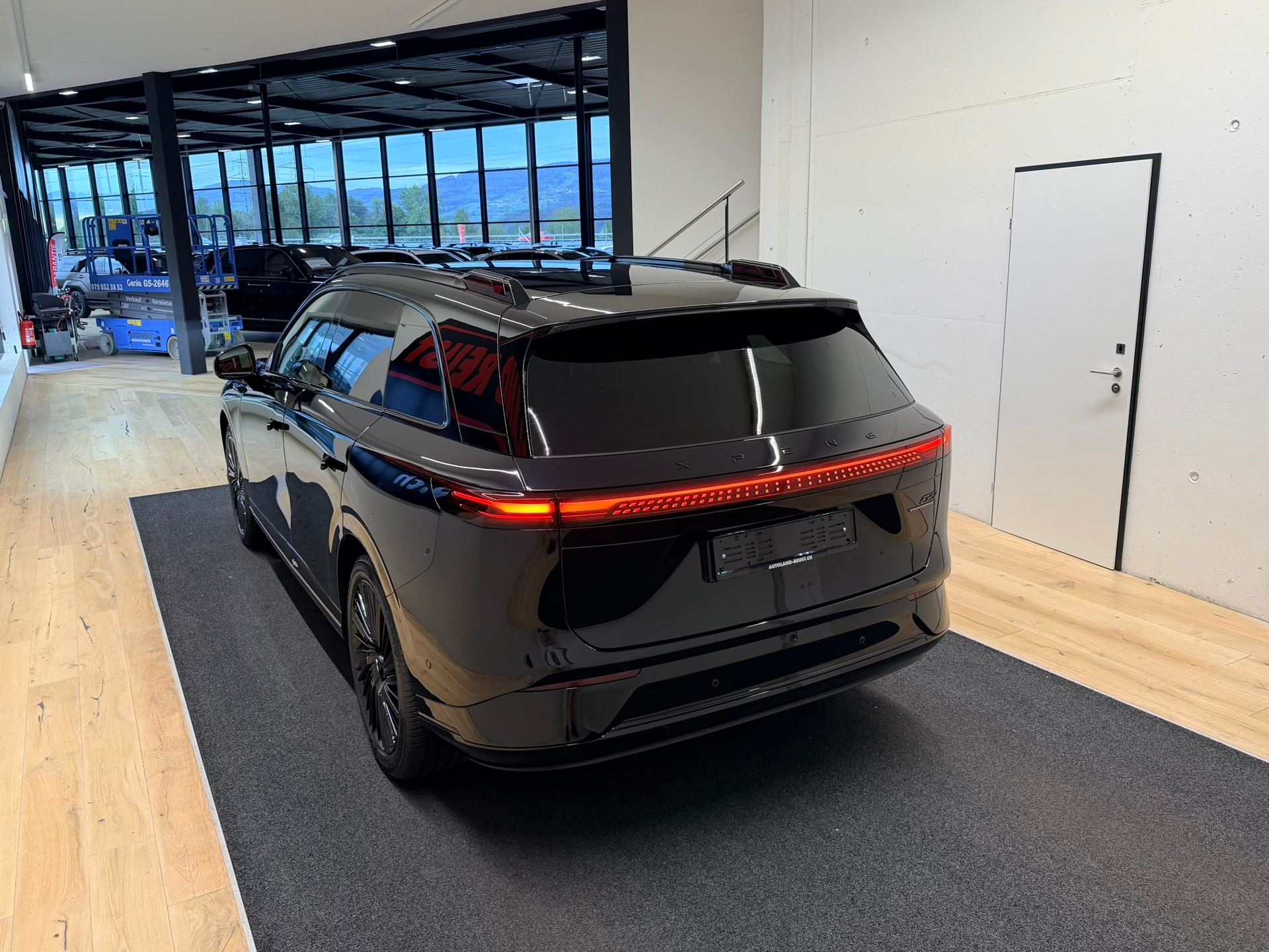 XPENG G9 93kWh Performance Black Edition AWD-image-9