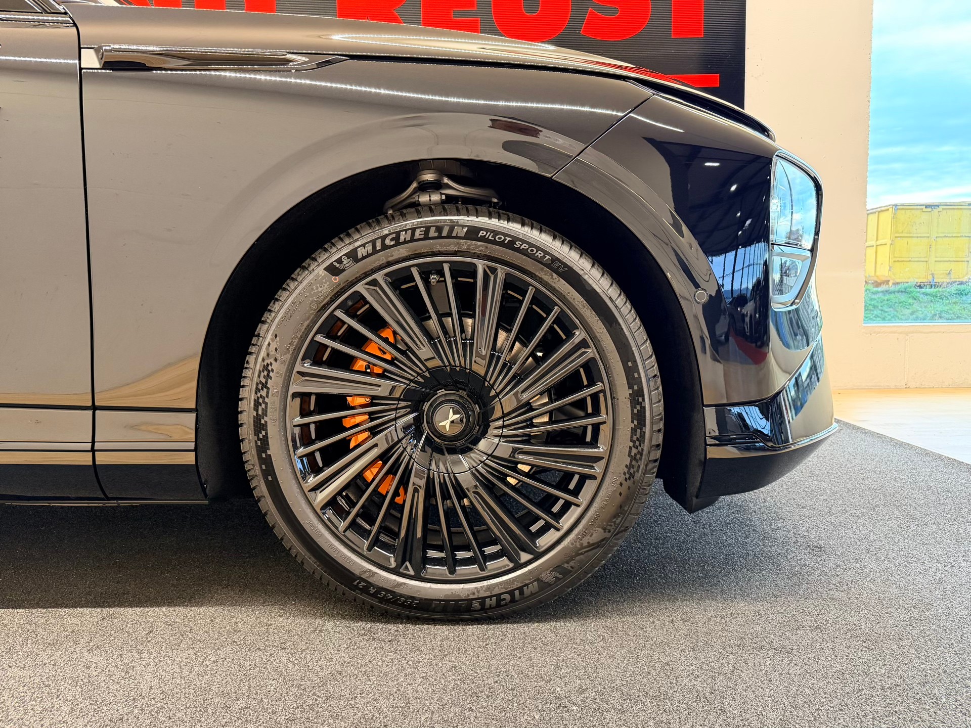 XPENG G9 93kWh Performance Black Edition AWD-image-6