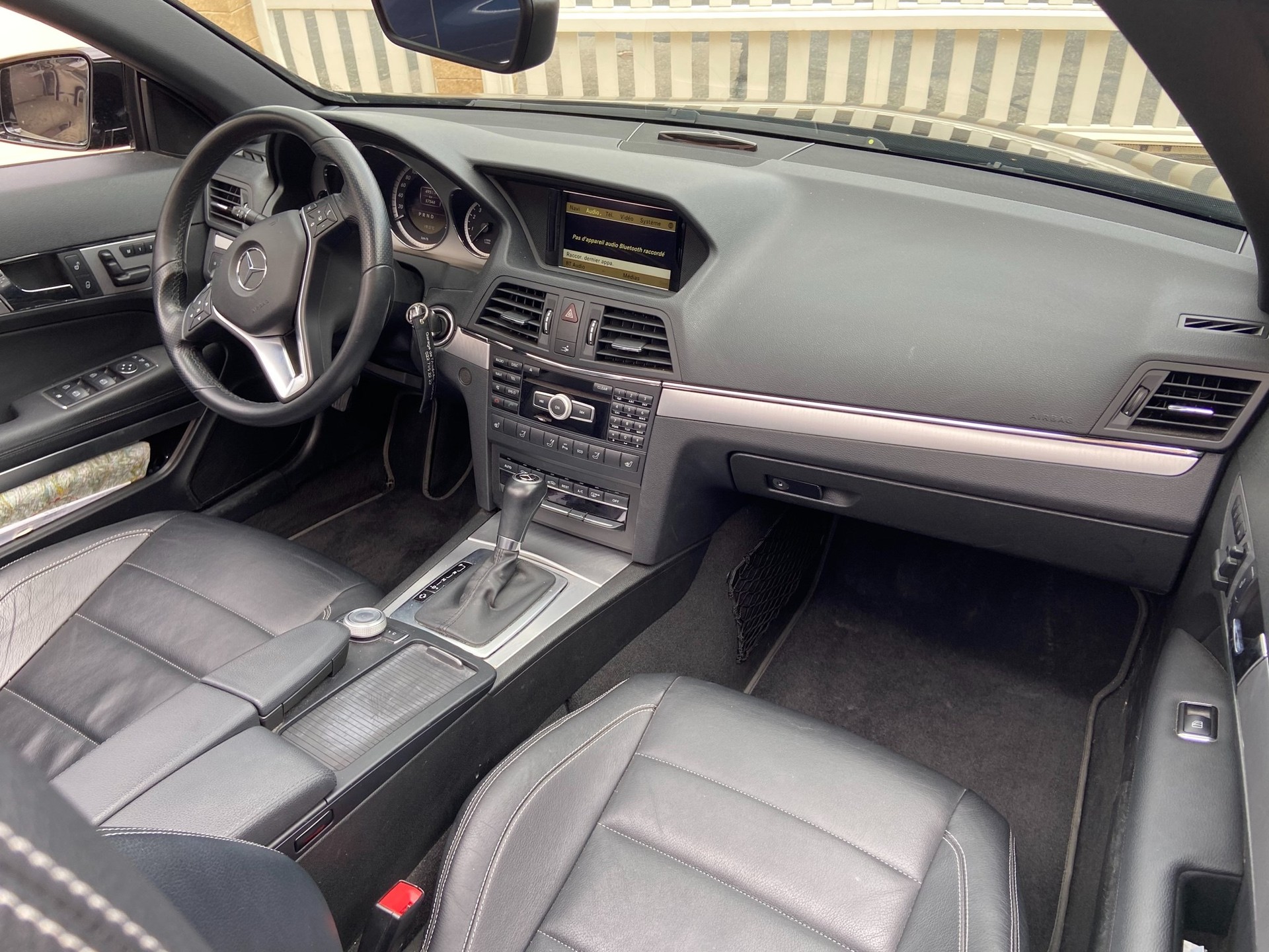 MERCEDES-BENZ E 350 CGI BlueEfficiency 7G-Tronic-image-12