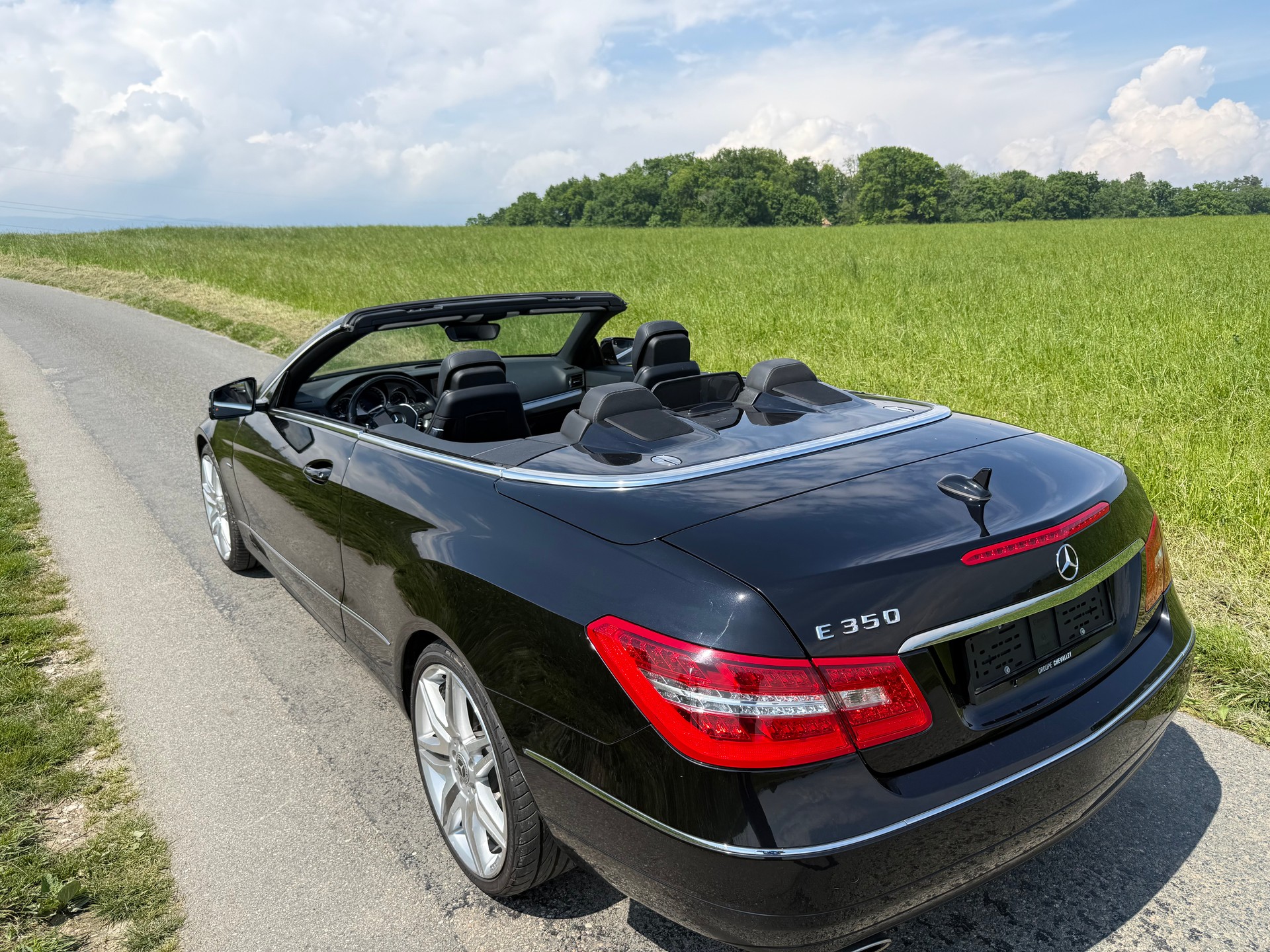 MERCEDES-BENZ E 350 CGI BlueEfficiency 7G-Tronic-image-3