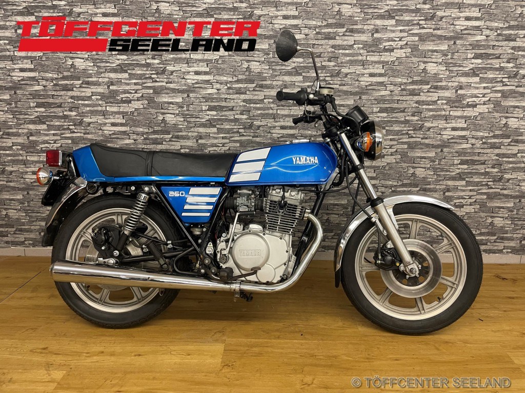 YAMAHA 1 U 5-image-0