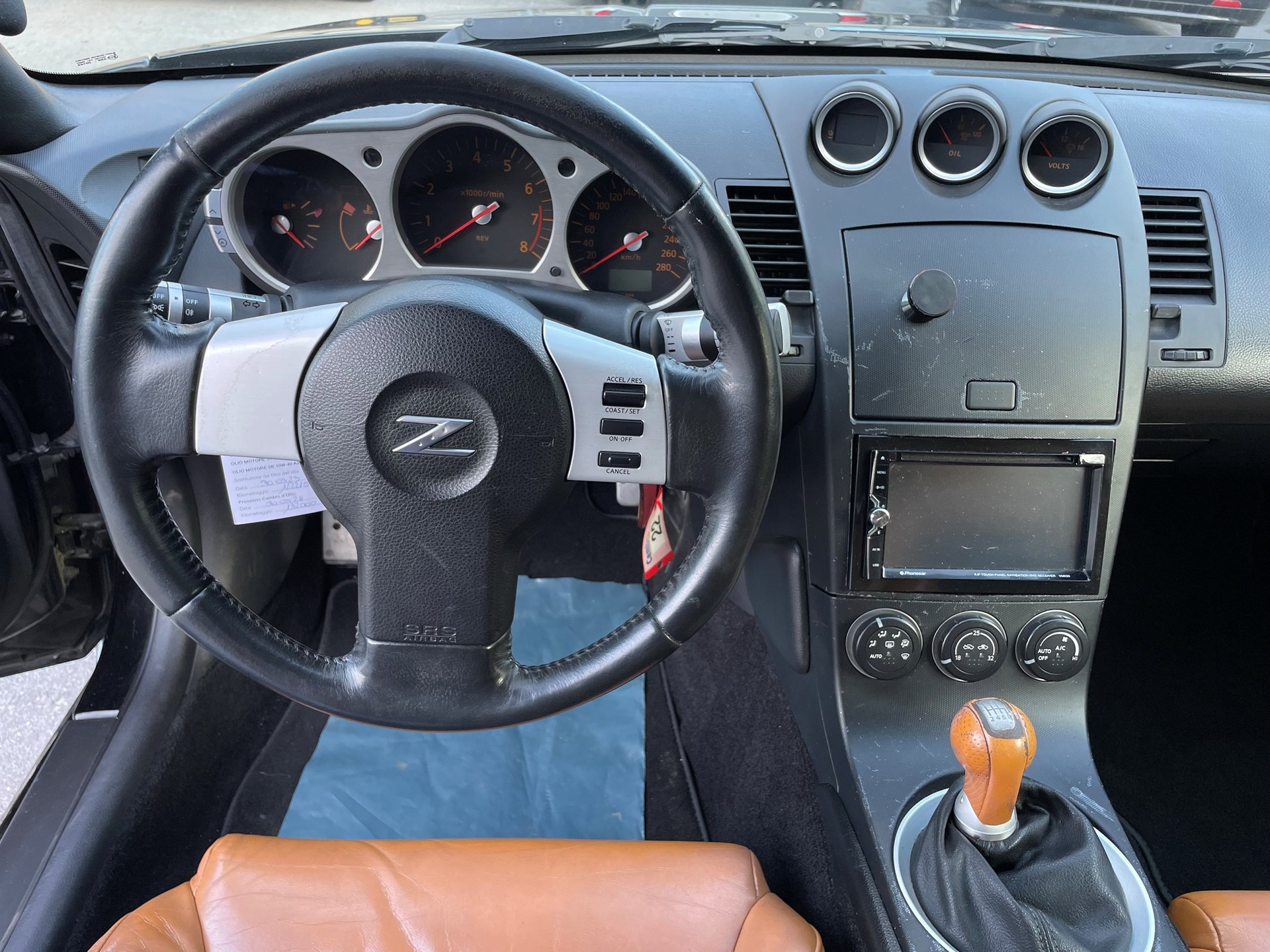 NISSAN 350 Z Roadster-image-9