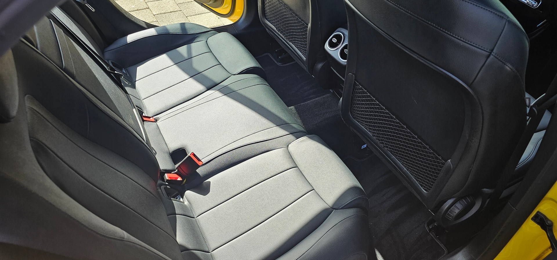 MERCEDES-BENZ A 200 d Progressive 8G-DCT-image-13