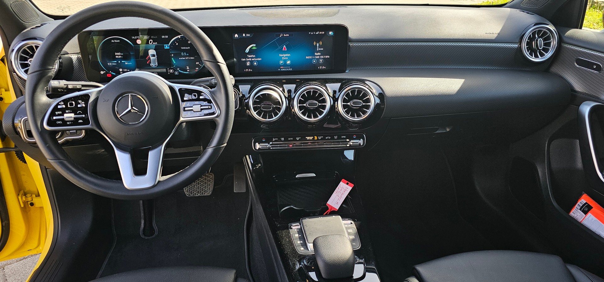 MERCEDES-BENZ A 200 d Progressive 8G-DCT-image-8