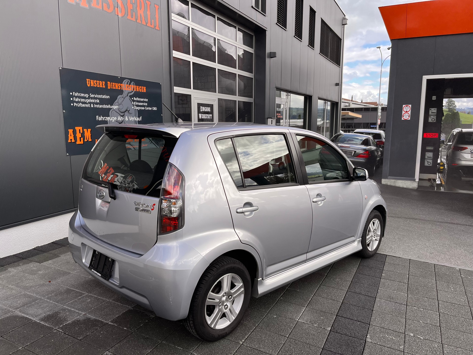 DAIHATSU Sirion 1.3 S eco-4WD-image-4