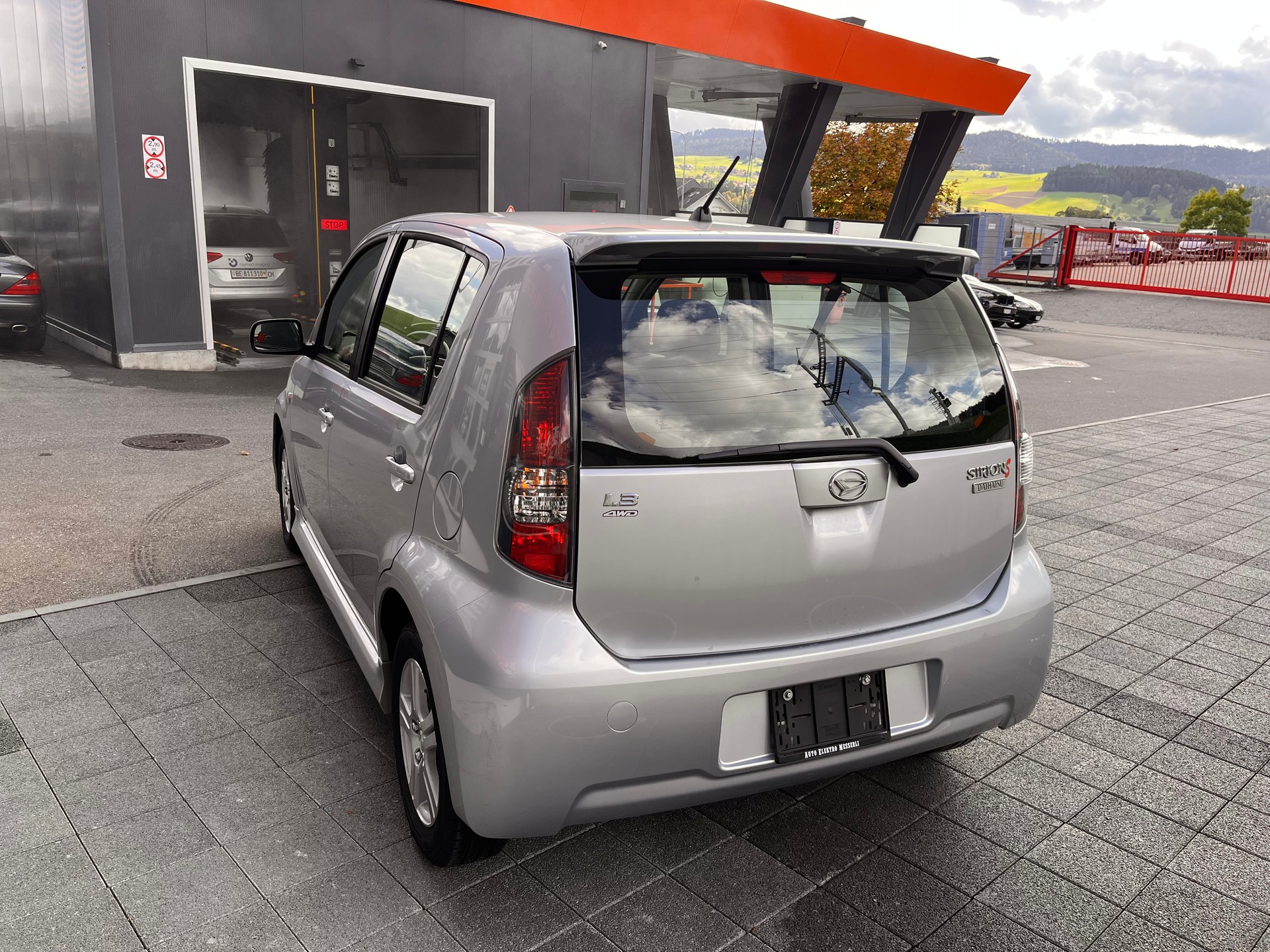 DAIHATSU Sirion 1.3 S eco-4WD-image-3