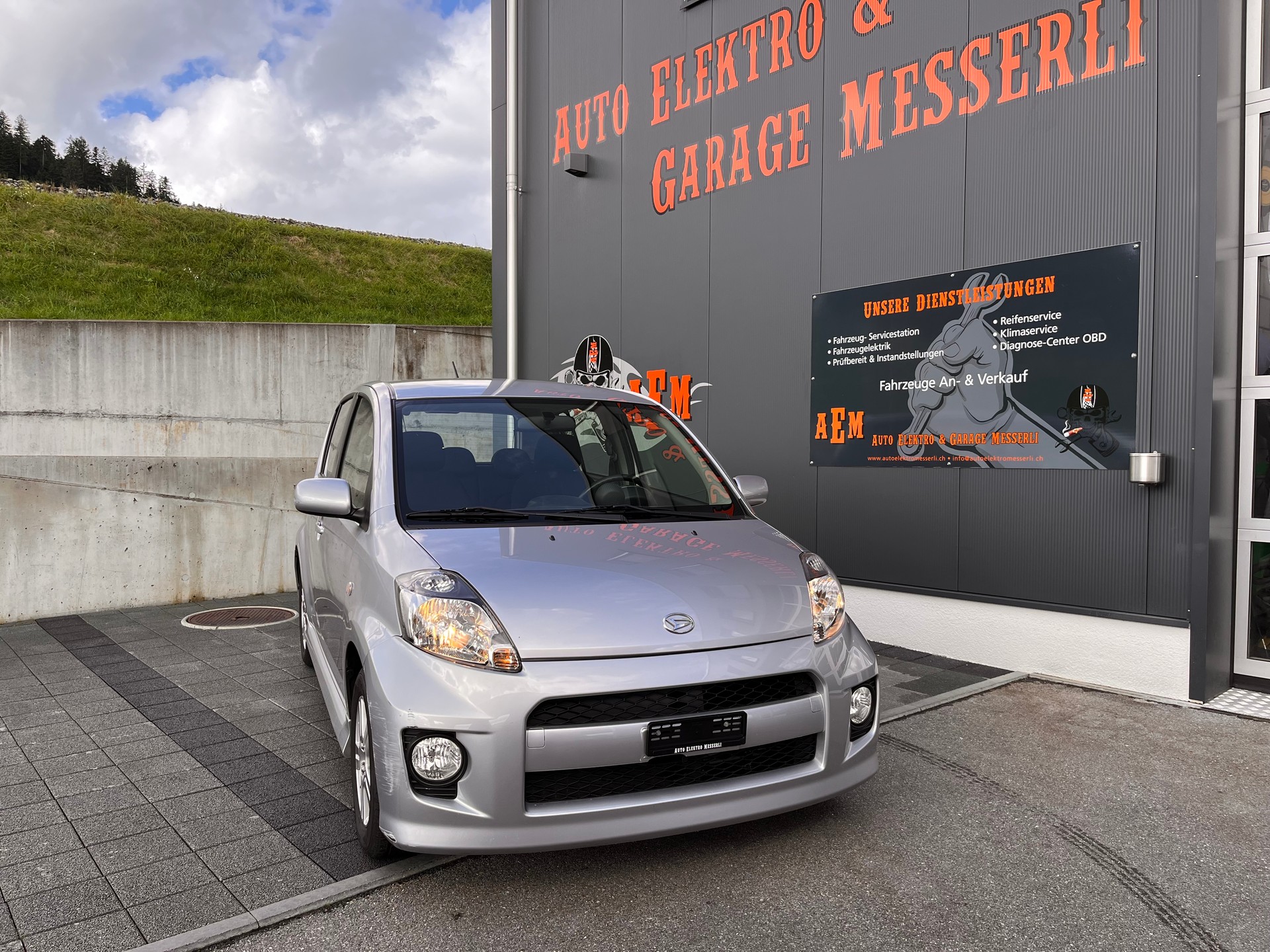 DAIHATSU Sirion 1.3 S eco-4WD-image-1