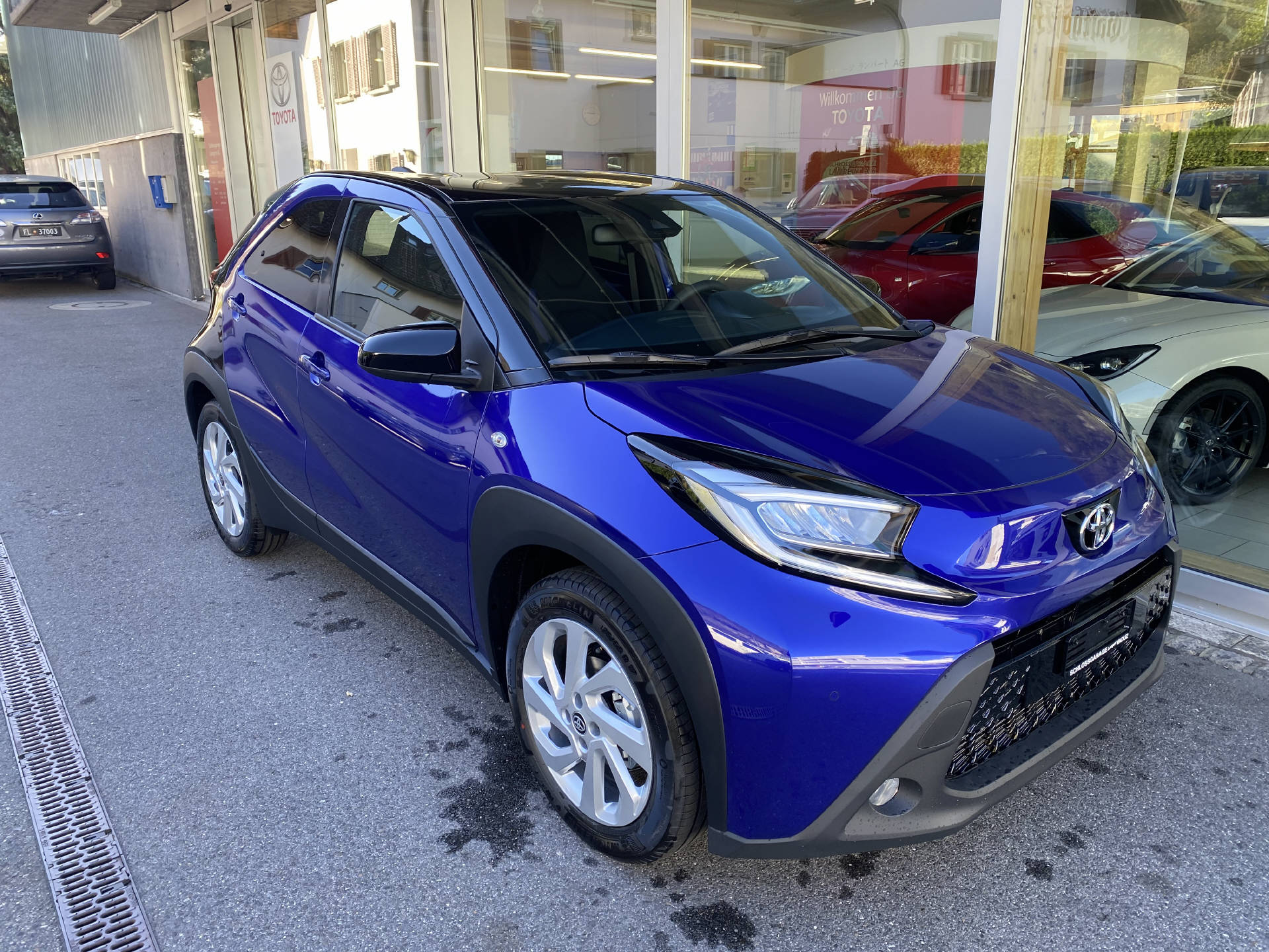 TOYOTA Aygo X 1.0 VVT-i Trend-showroom-element-1