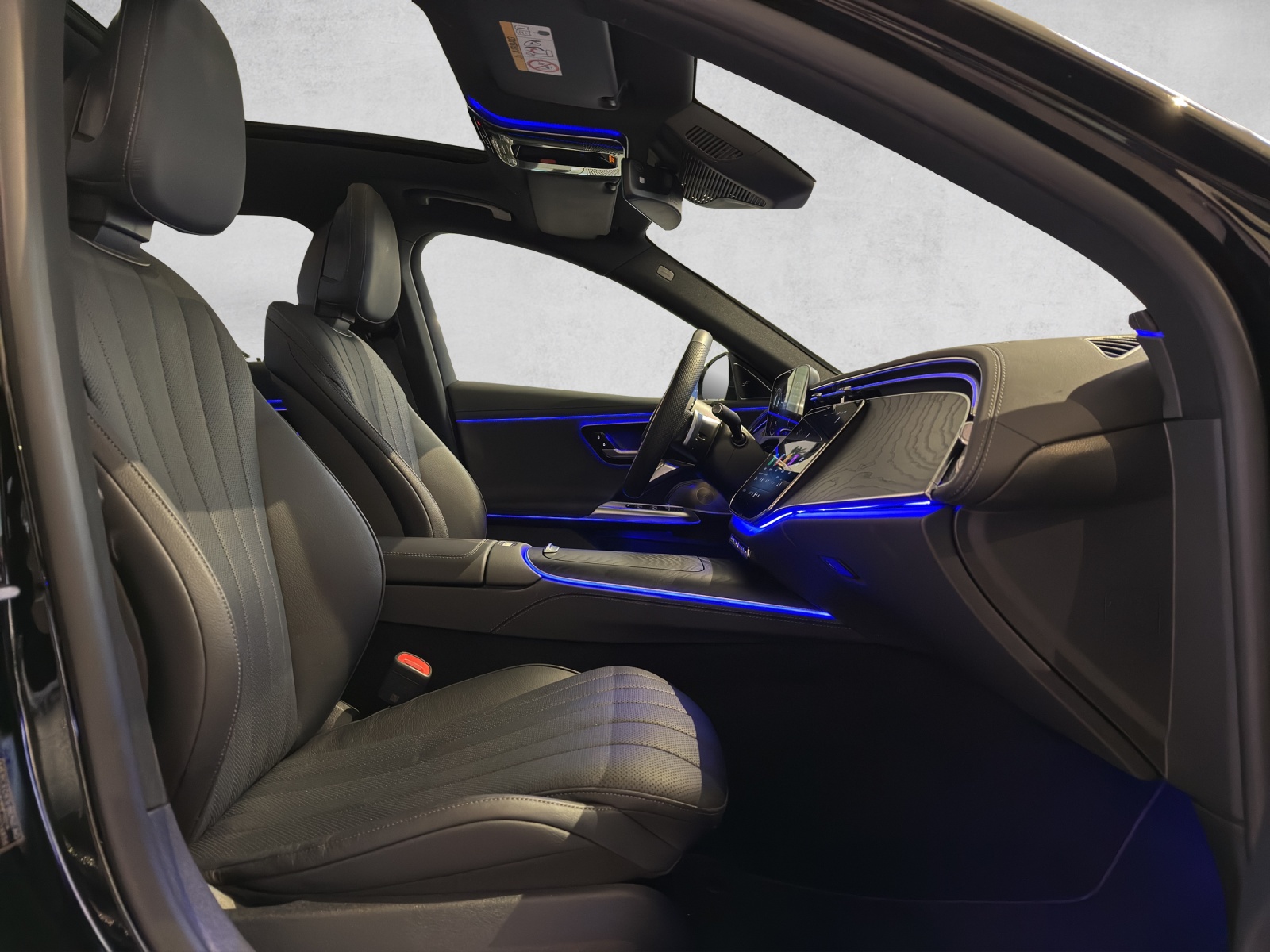 MERCEDES-BENZ E 220 d T 4Matic 9G-Tronic-image-7