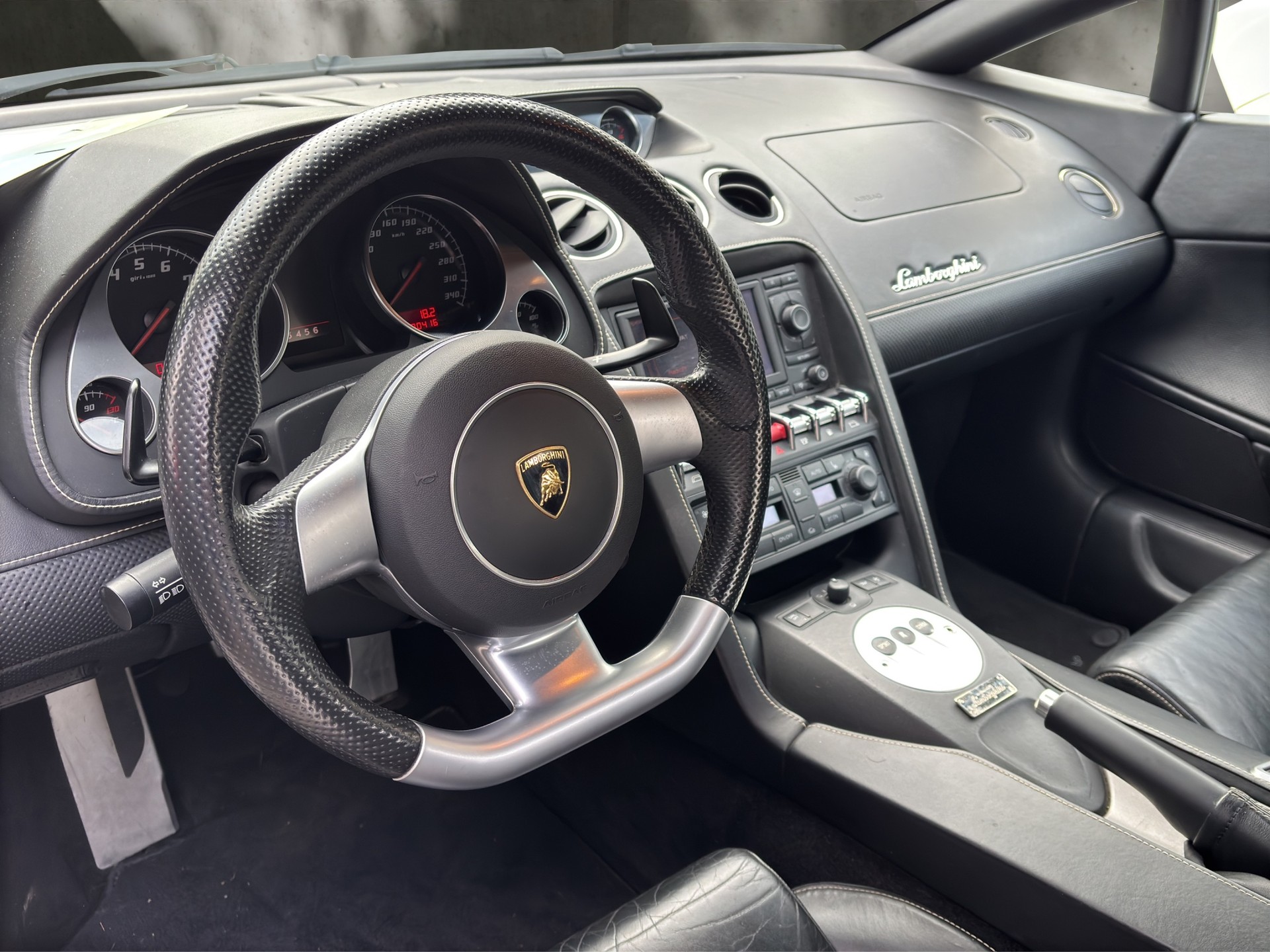 LAMBORGHINI Gallardo LP560-4 Coupé E-Gear-image-10