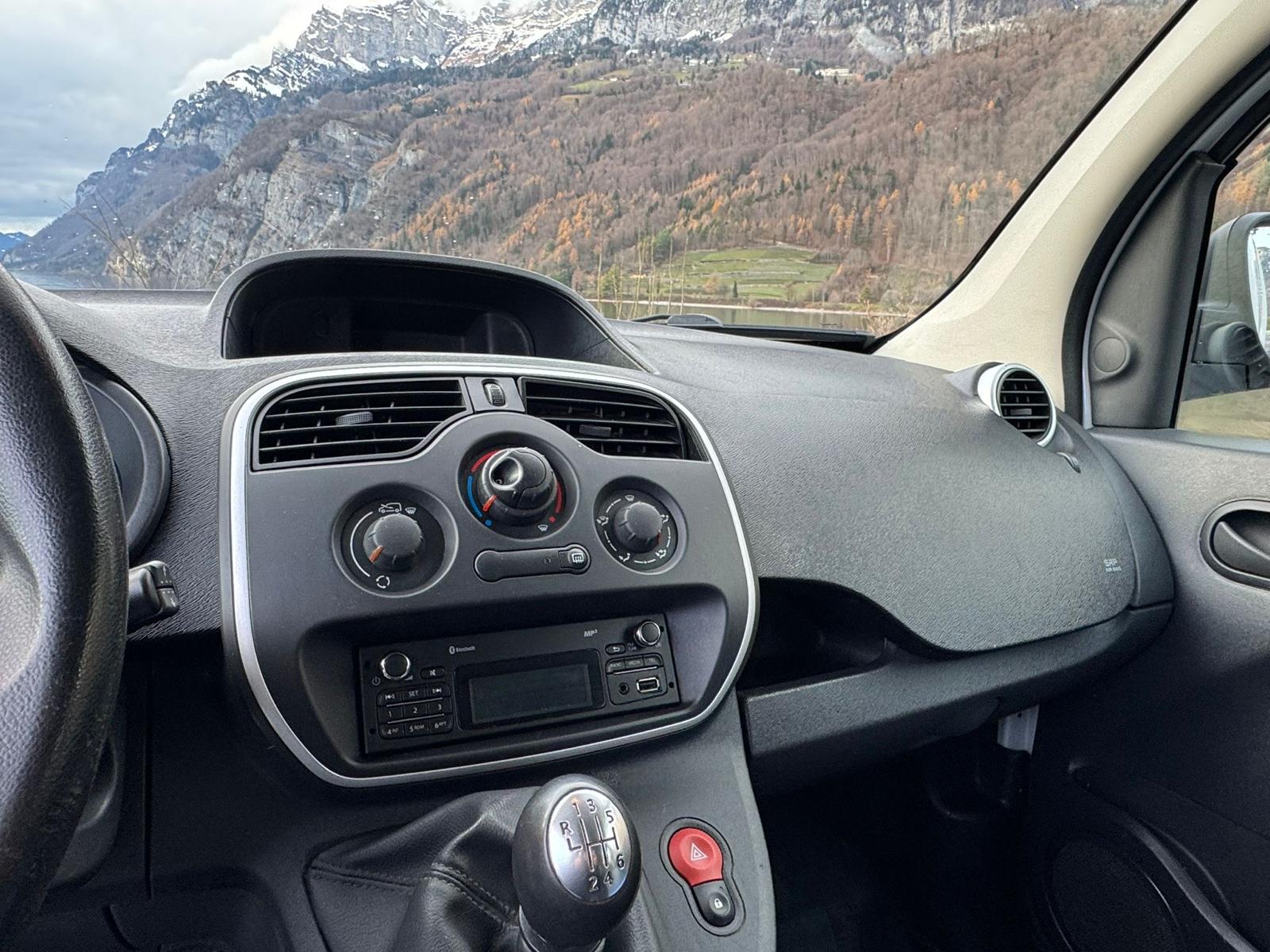 RENAULT Kangoo Medium TCe 115 ENERGY Business-image-17