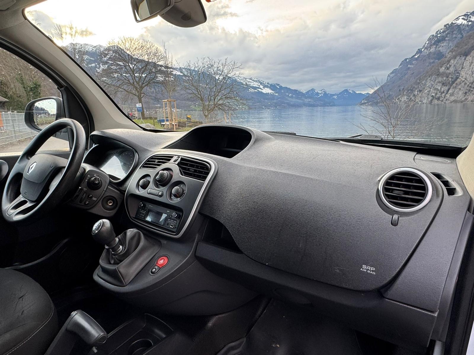 RENAULT Kangoo Medium TCe 115 ENERGY Business-image-12