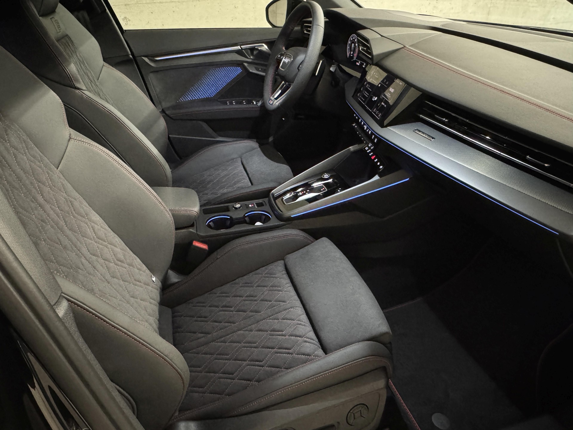 AUDI A3 allstreet TFSI 150 kW quattro S tronic-image-9