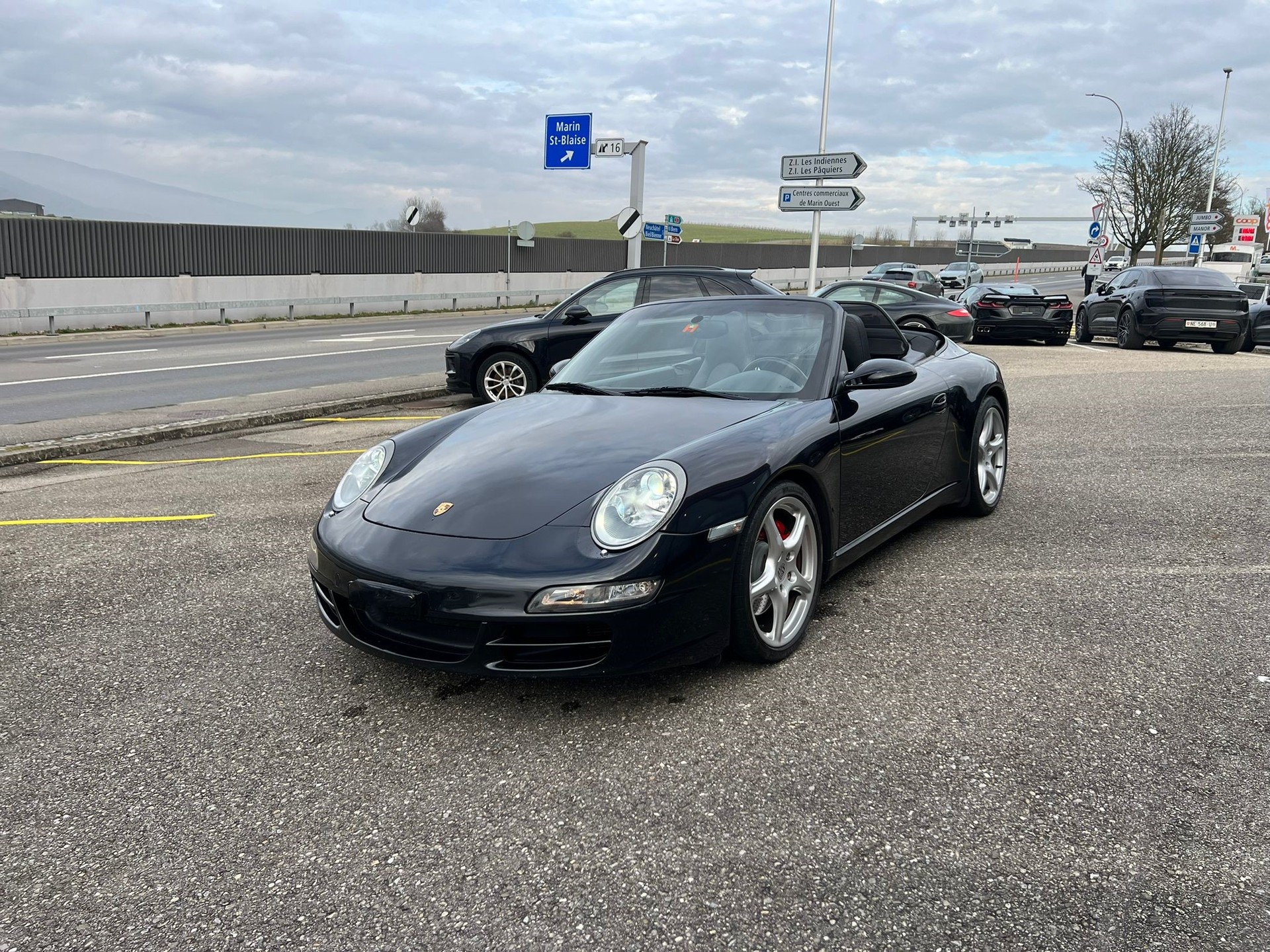 PORSCHE 911 Cabrio Carrera S-showroom-element-3