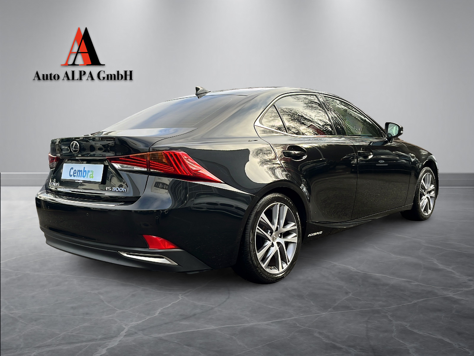 LEXUS IS 300h excellence Automatic-showroom-element-3