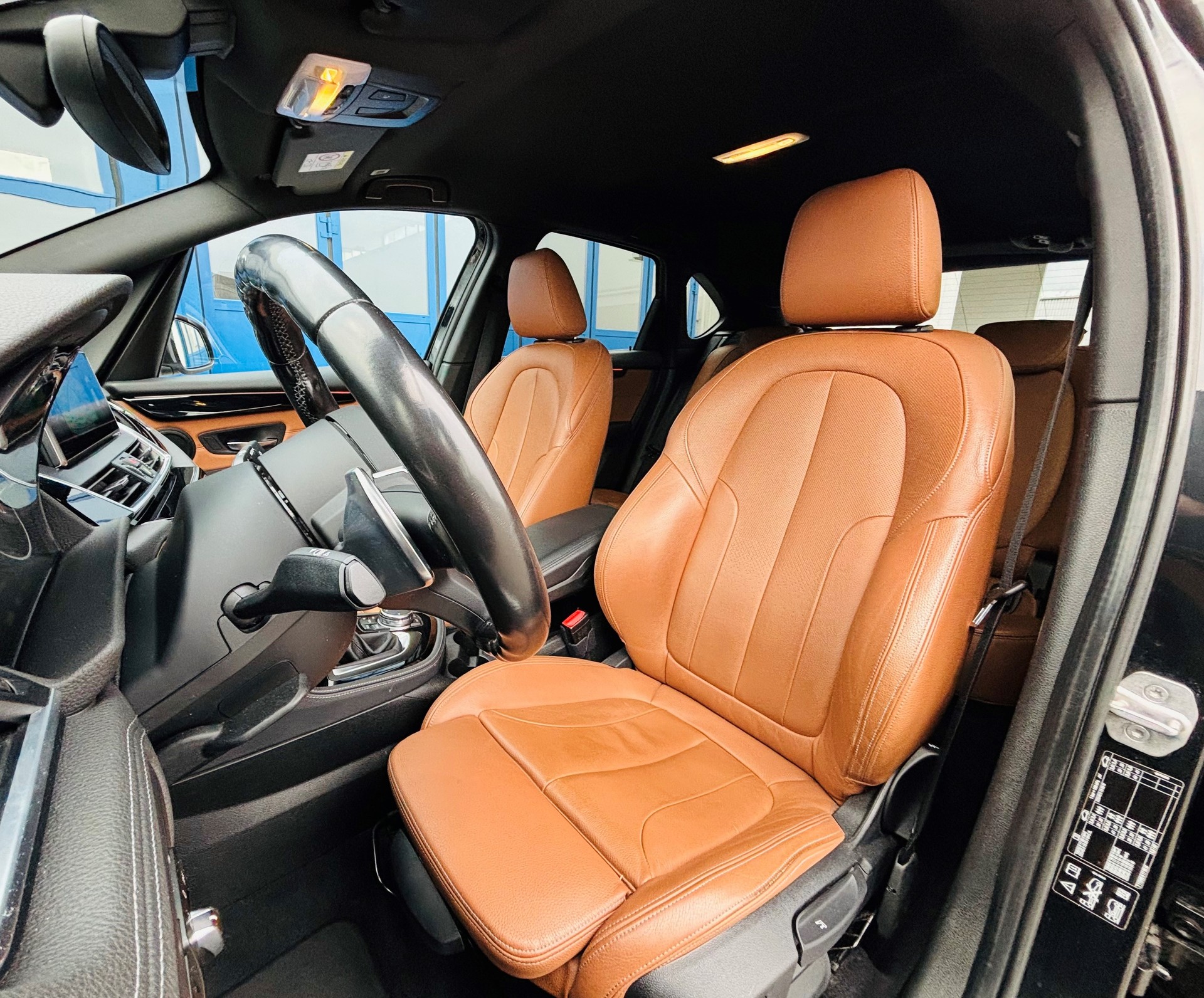BMW 220d xDrive Active Tourer Luxury Line Steptronic-image-6
